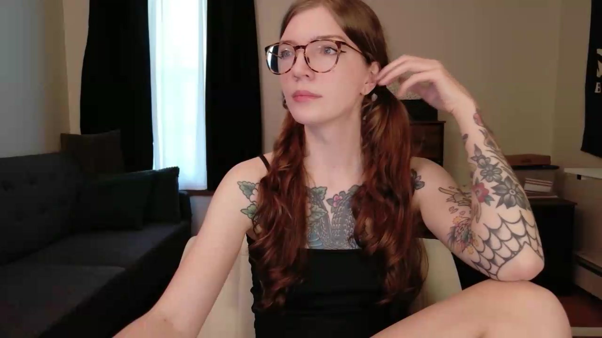 Gallery image thumbnail from jane_66's myfreecams stream on, 06/02/2026, 16:27 image 11 of 20