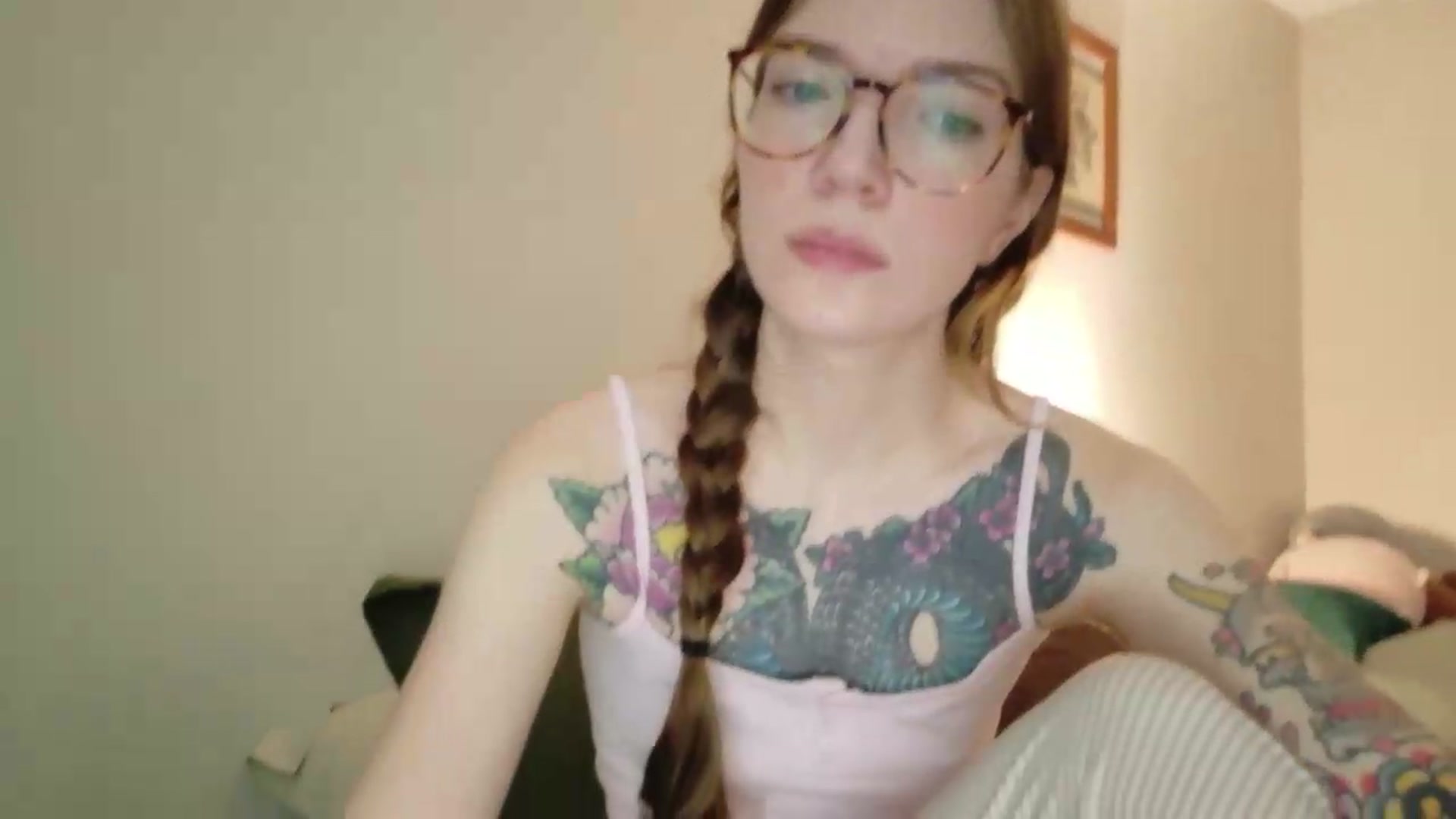 Gallery image thumbnail from jane_66's myfreecams stream on, 06/09/2026, 17:11 image 4 of 20