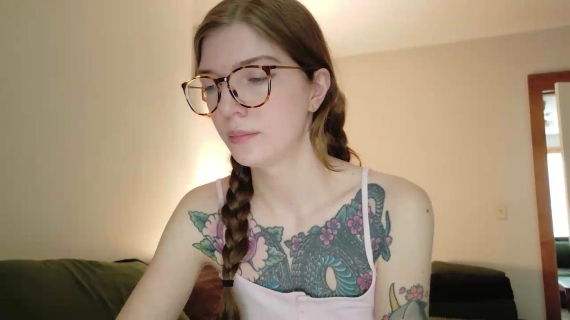 Gallery image thumbnail from jane_66's myfreecams stream on, 06/09/2026, 17:11 image 3 of 20