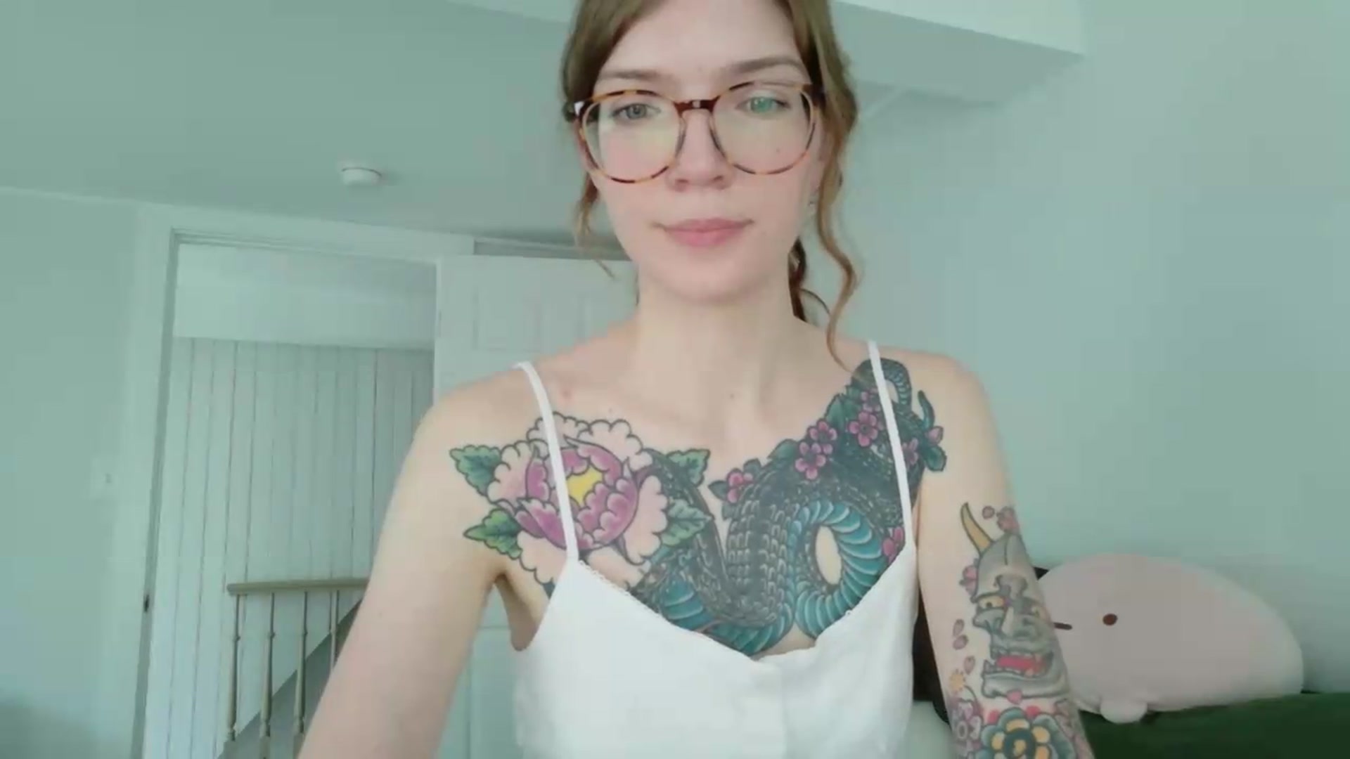 Gallery image thumbnail from jane_66's myfreecams stream on, 06/30/2026, 18:14 image 16 of 20