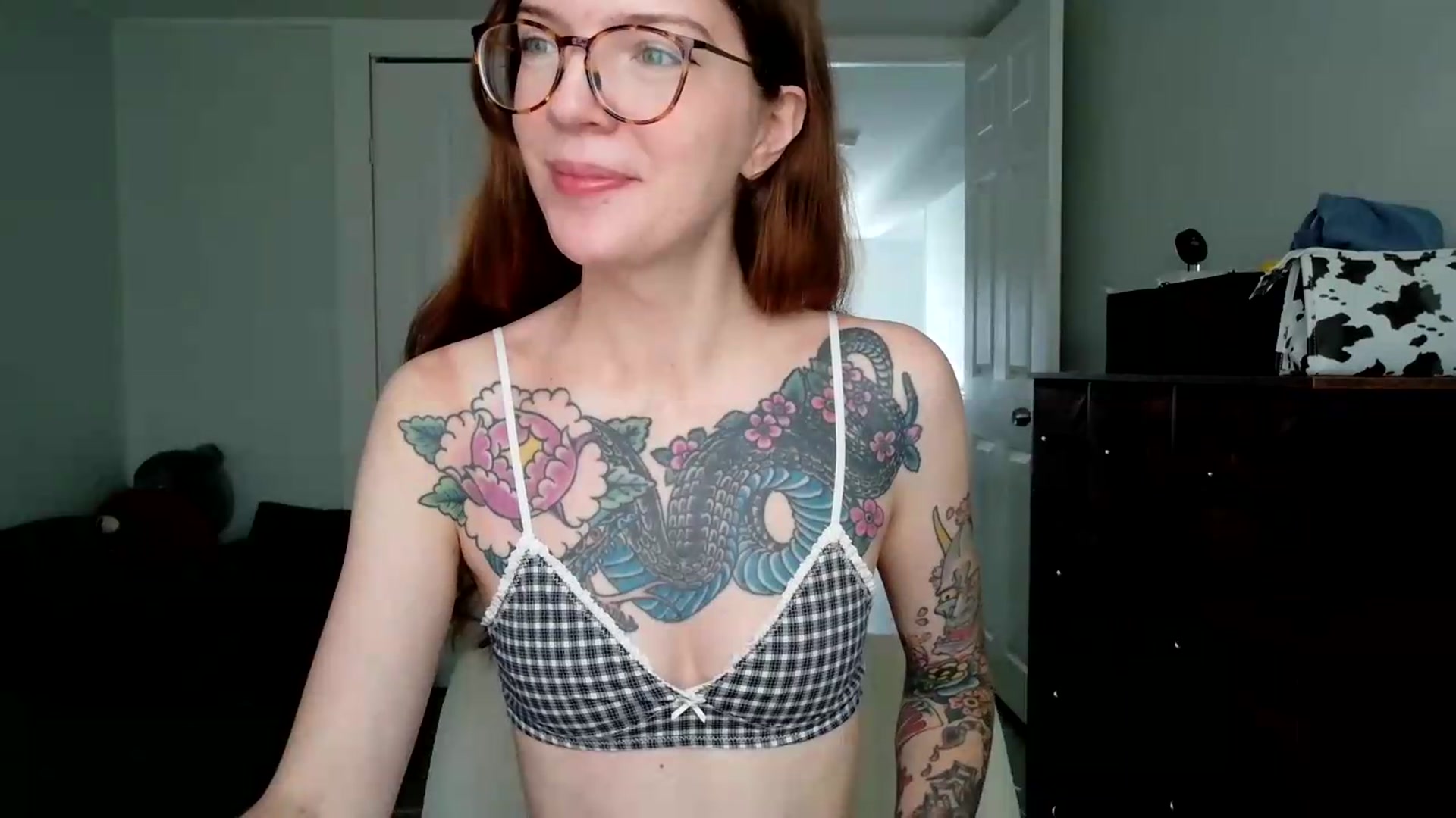 Gallery image thumbnail from jane_66's myfreecams stream on, 07/10/2026, 14:07 image 7 of 20