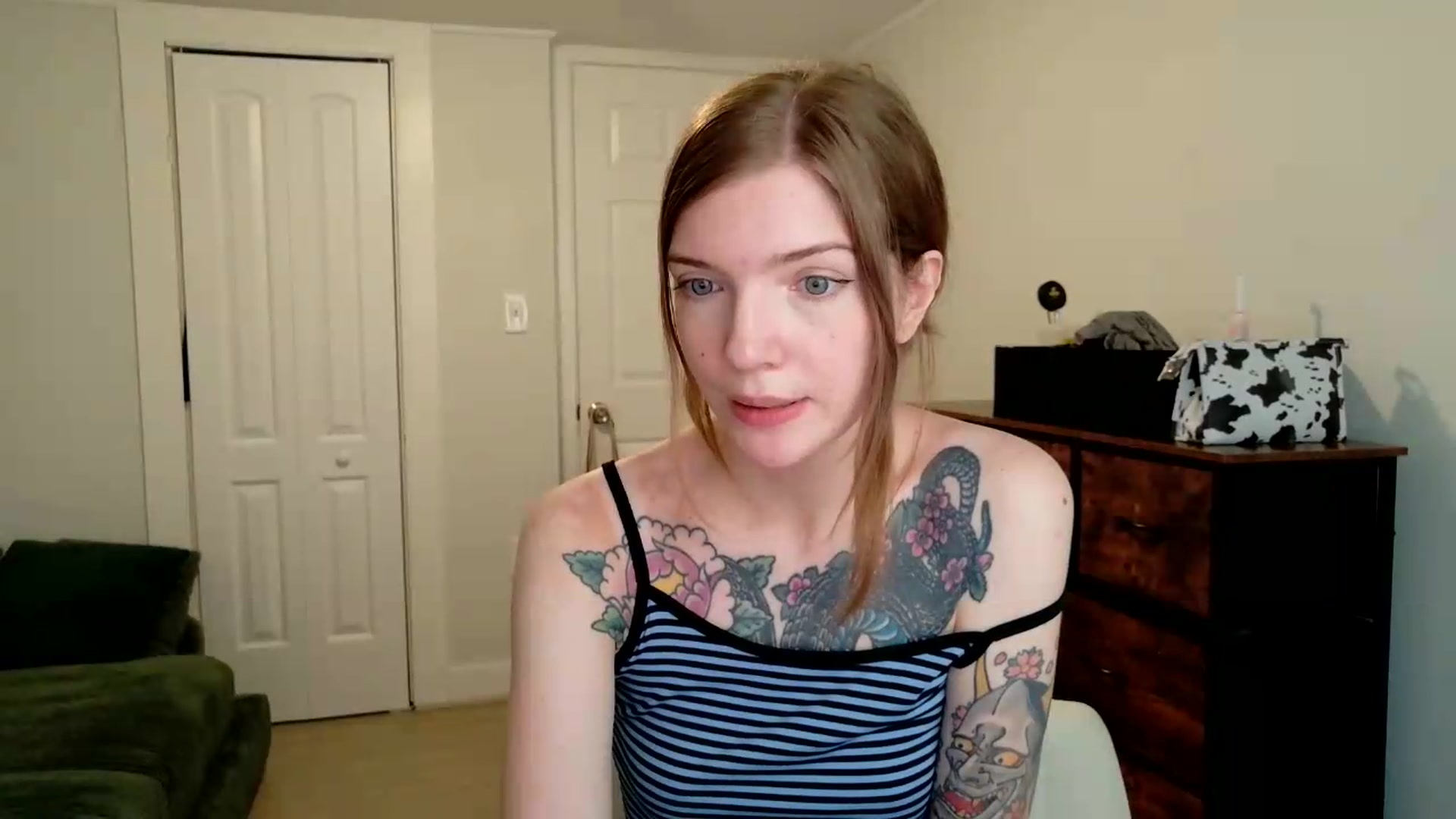 Gallery image thumbnail from jane_66's myfreecams stream on, 07/11/2026, 14:09 image 18 of 20
