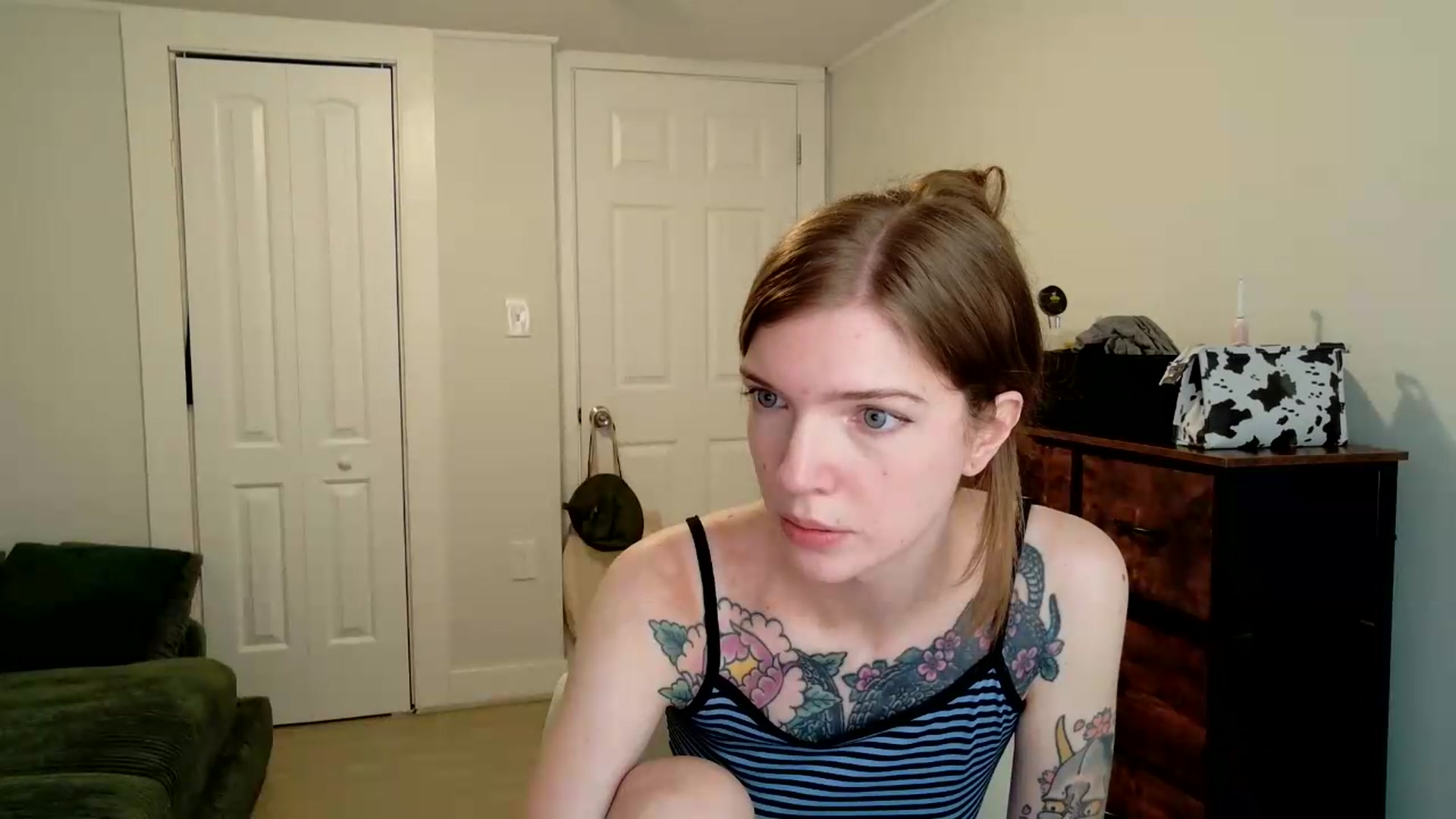 Gallery image thumbnail from jane_66's myfreecams stream on, 07/11/2026, 14:09 image 9 of 20