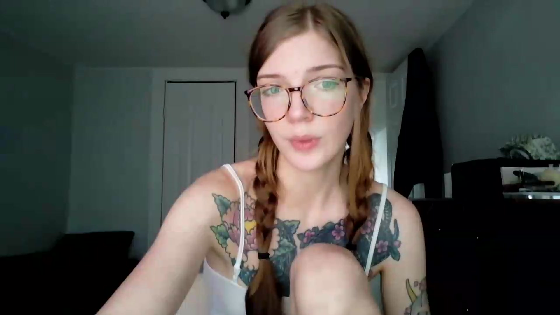 Gallery image thumbnail from jane_66's myfreecams stream on, 07/31/2026, 17:30 image 13 of 20
