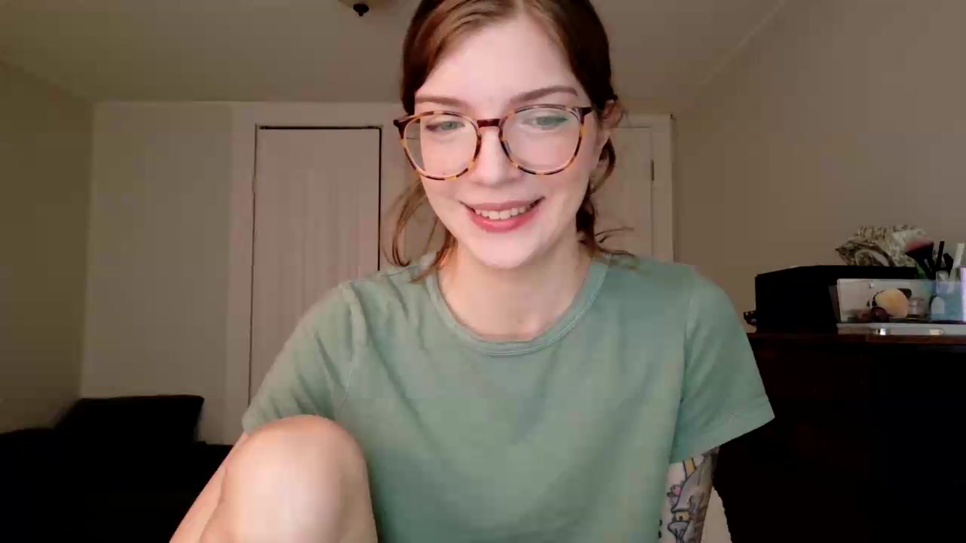 Gallery image thumbnail from jane_66's myfreecams stream on, 08/03/2026, 13:16 image 15 of 20