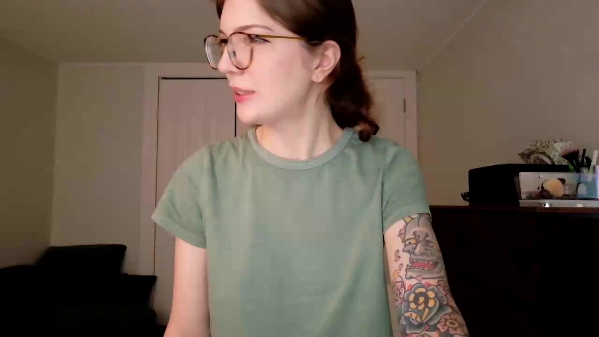 Gallery image thumbnail from jane_66's myfreecams stream on, 08/03/2026, 13:16 image 12 of 20