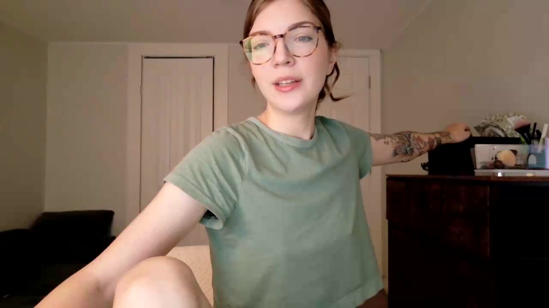 Gallery image thumbnail from jane_66's myfreecams stream on, 08/03/2026, 13:16 image 6 of 20