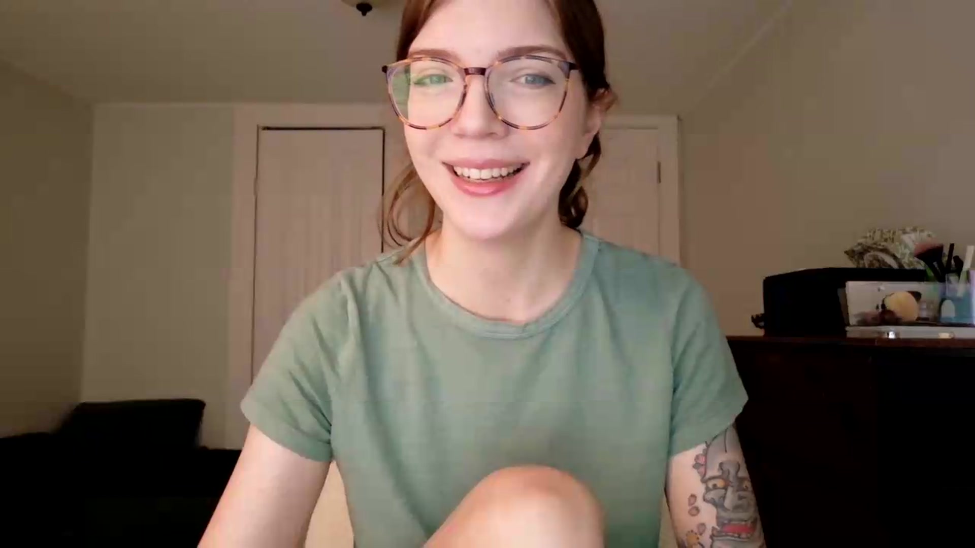 Gallery image thumbnail from jane_66's myfreecams stream on, 08/03/2026, 13:16 image 10 of 20