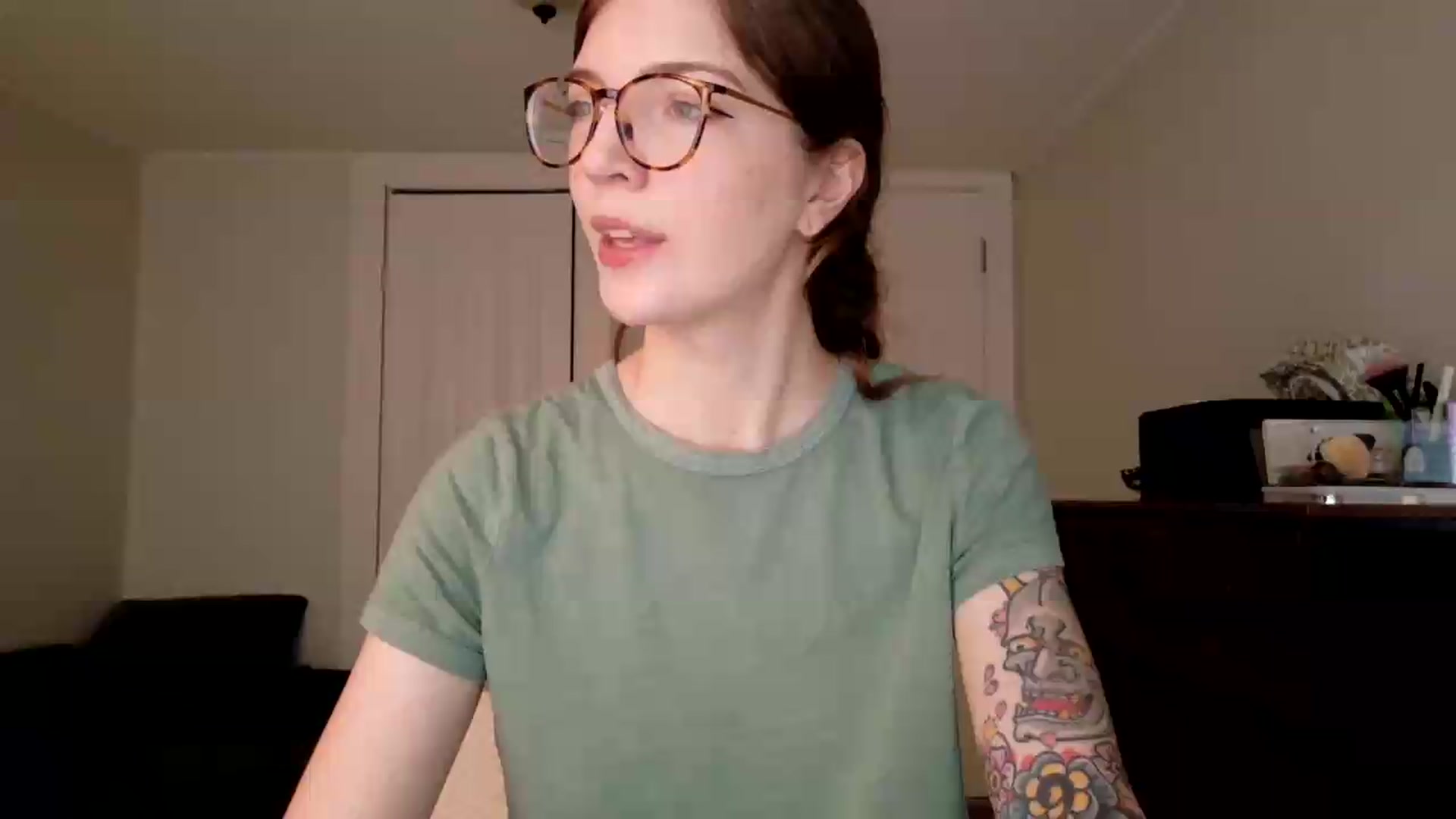 Gallery image thumbnail from jane_66's myfreecams stream on, 08/03/2026, 13:16 image 13 of 20
