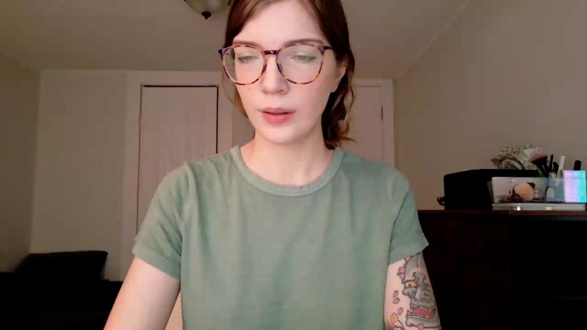 Gallery image thumbnail from jane_66's myfreecams stream on, 08/03/2026, 14:17 image 15 of 20