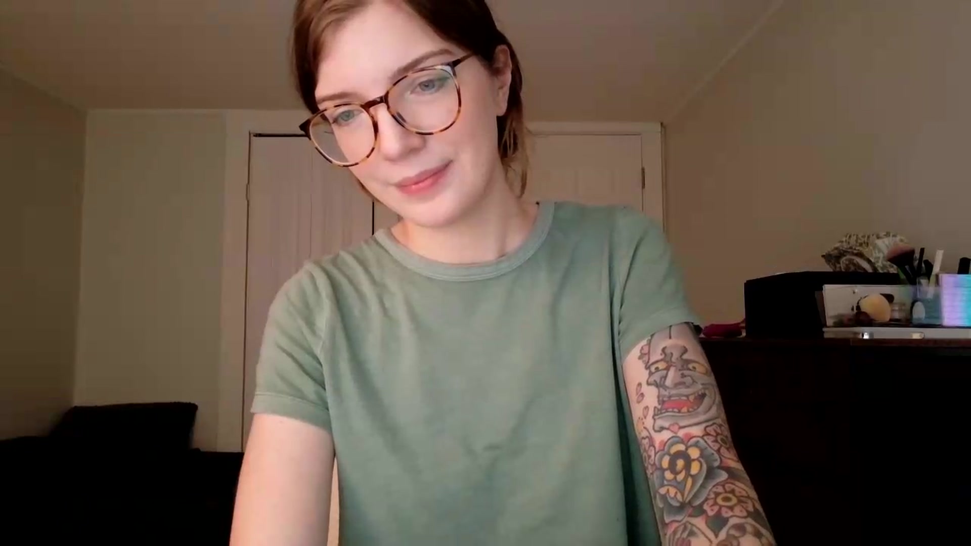 Gallery image thumbnail from jane_66's myfreecams stream on, 08/03/2026, 17:06 image 18 of 20