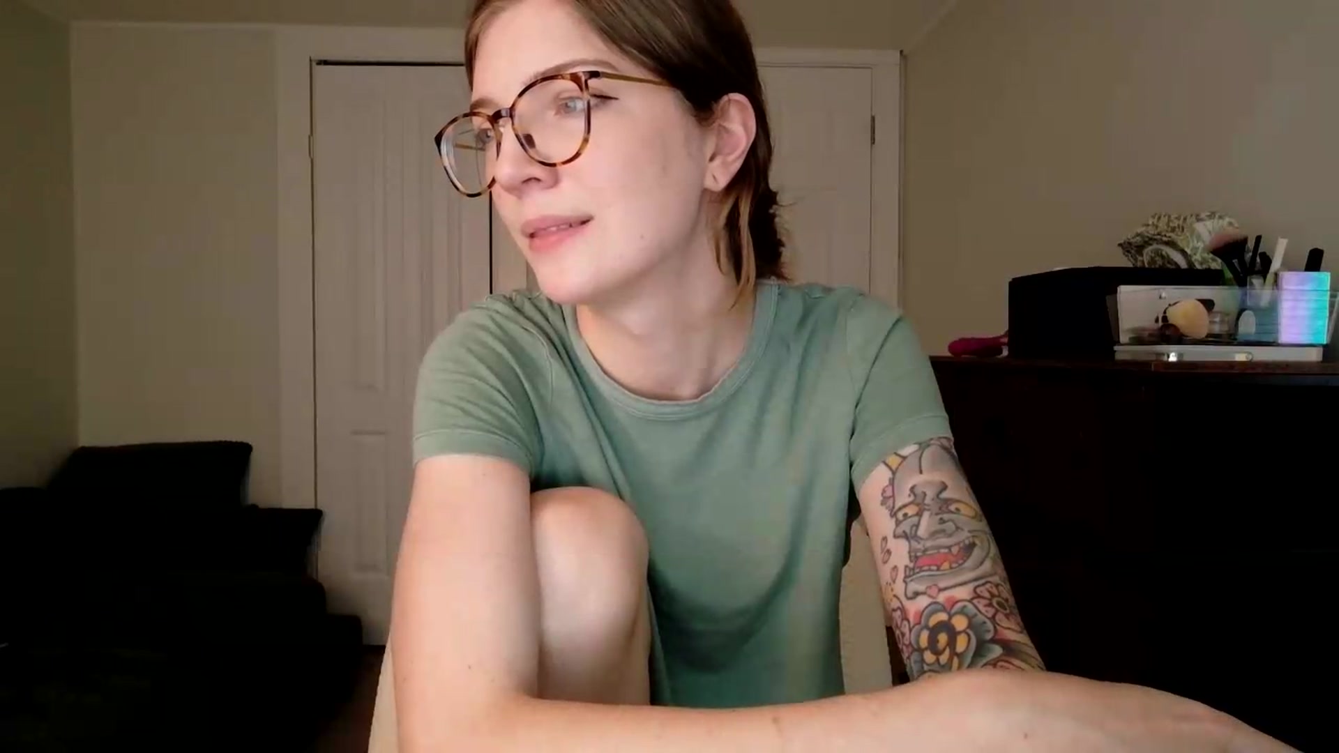 Gallery image thumbnail from jane_66's myfreecams stream on, 08/03/2026, 17:06 image 5 of 20