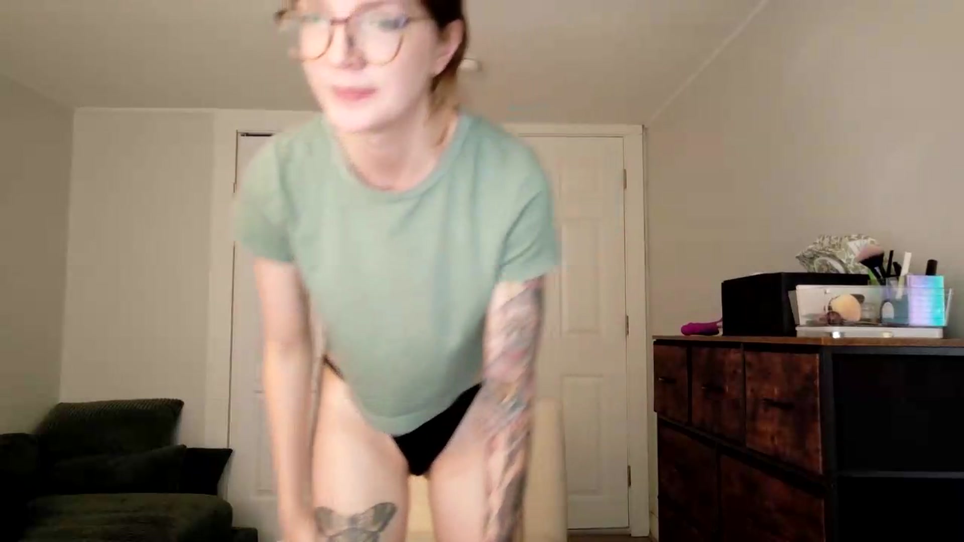 Gallery image thumbnail from jane_66's myfreecams stream on, 08/03/2026, 17:06 image 9 of 20