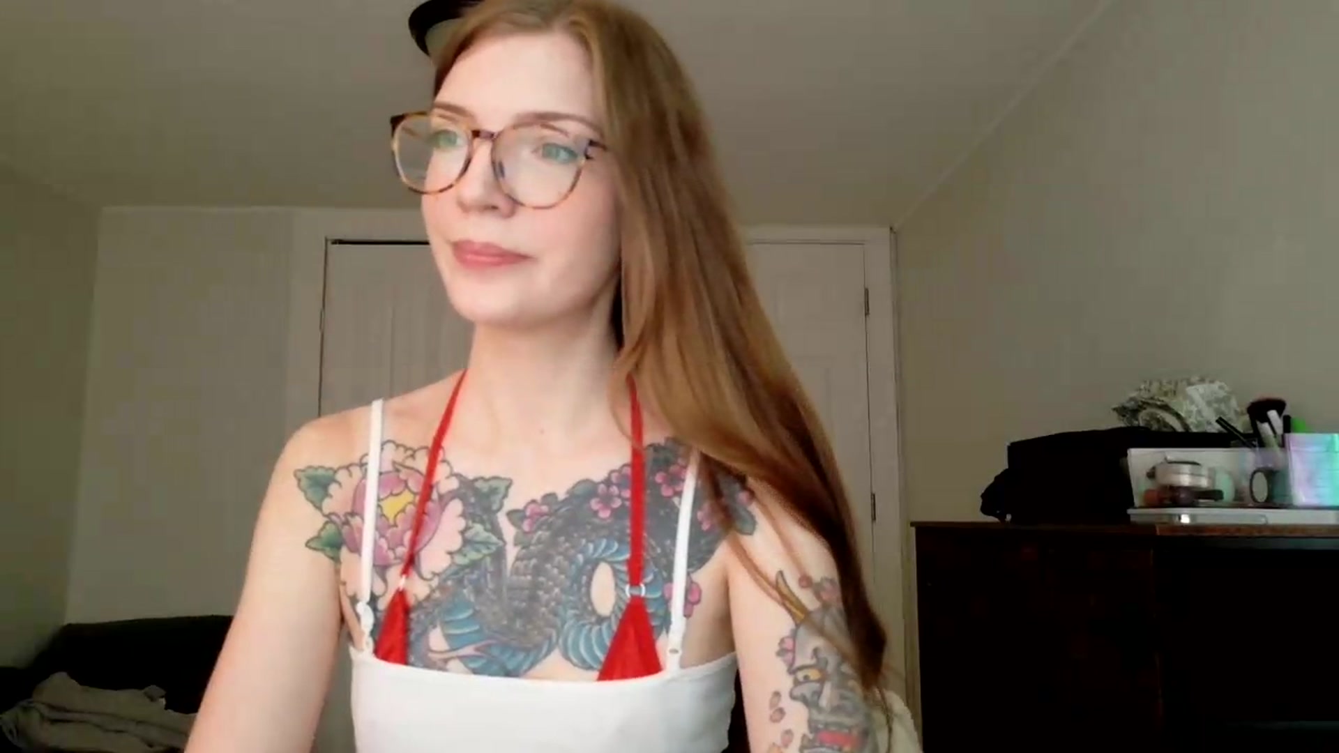 Gallery image thumbnail from jane_66's myfreecams stream on, 08/05/2026, 14:32 image 20 of 20