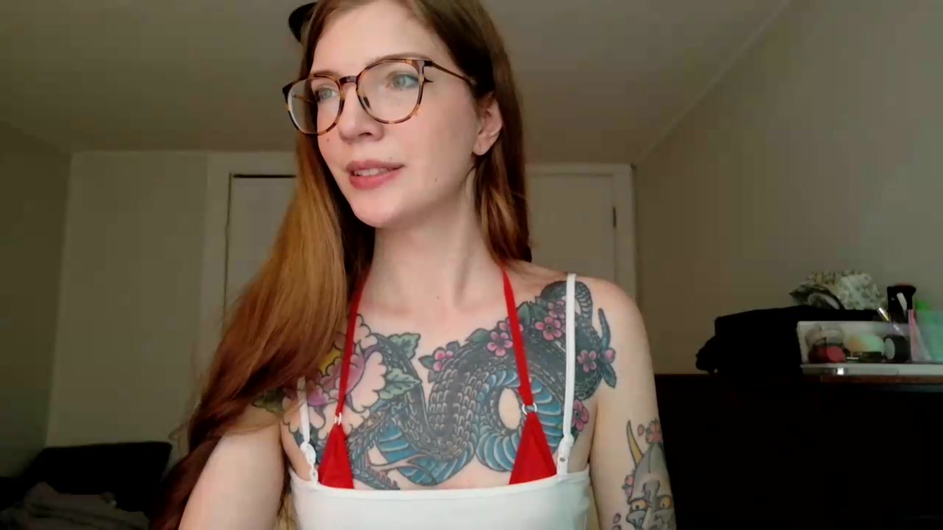 Gallery image thumbnail from jane_66's myfreecams stream on, 08/05/2026, 16:16 image 14 of 20