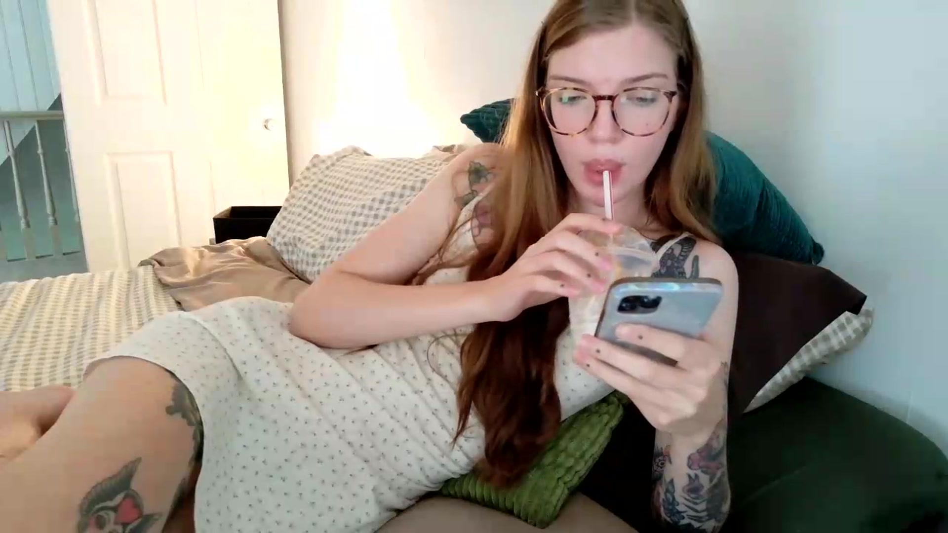 Gallery image thumbnail from jane_66's myfreecams stream on, 08/06/2026, 18:27 image 2 of 20