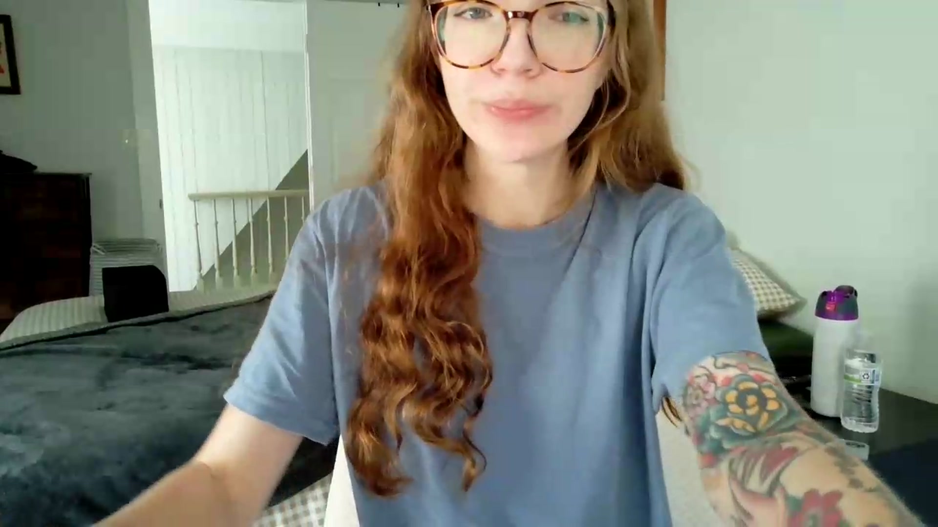 Gallery image thumbnail from jane_66's myfreecams stream on, 08/12/2026, 14:54 image 10 of 20