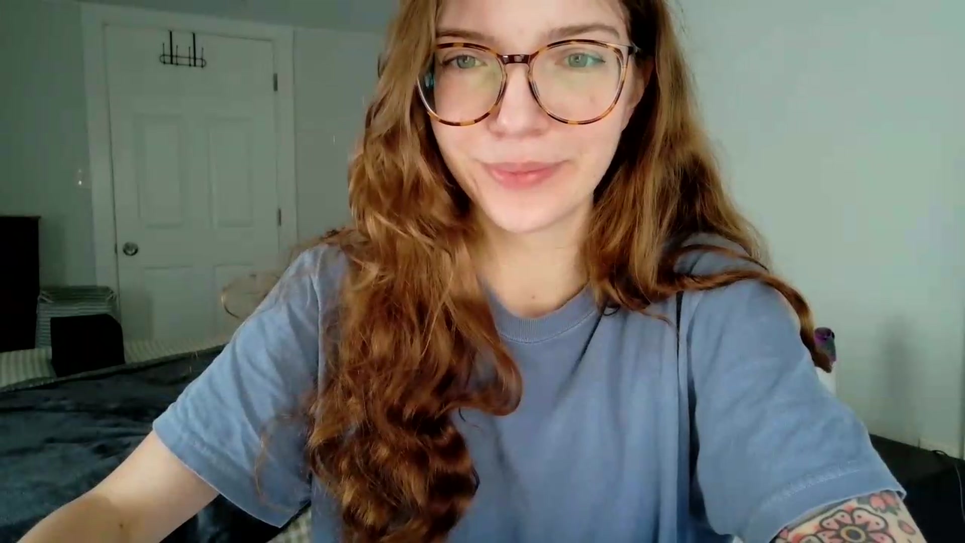 Gallery image thumbnail from jane_66's myfreecams stream on, 08/12/2026, 15:36 image 15 of 20