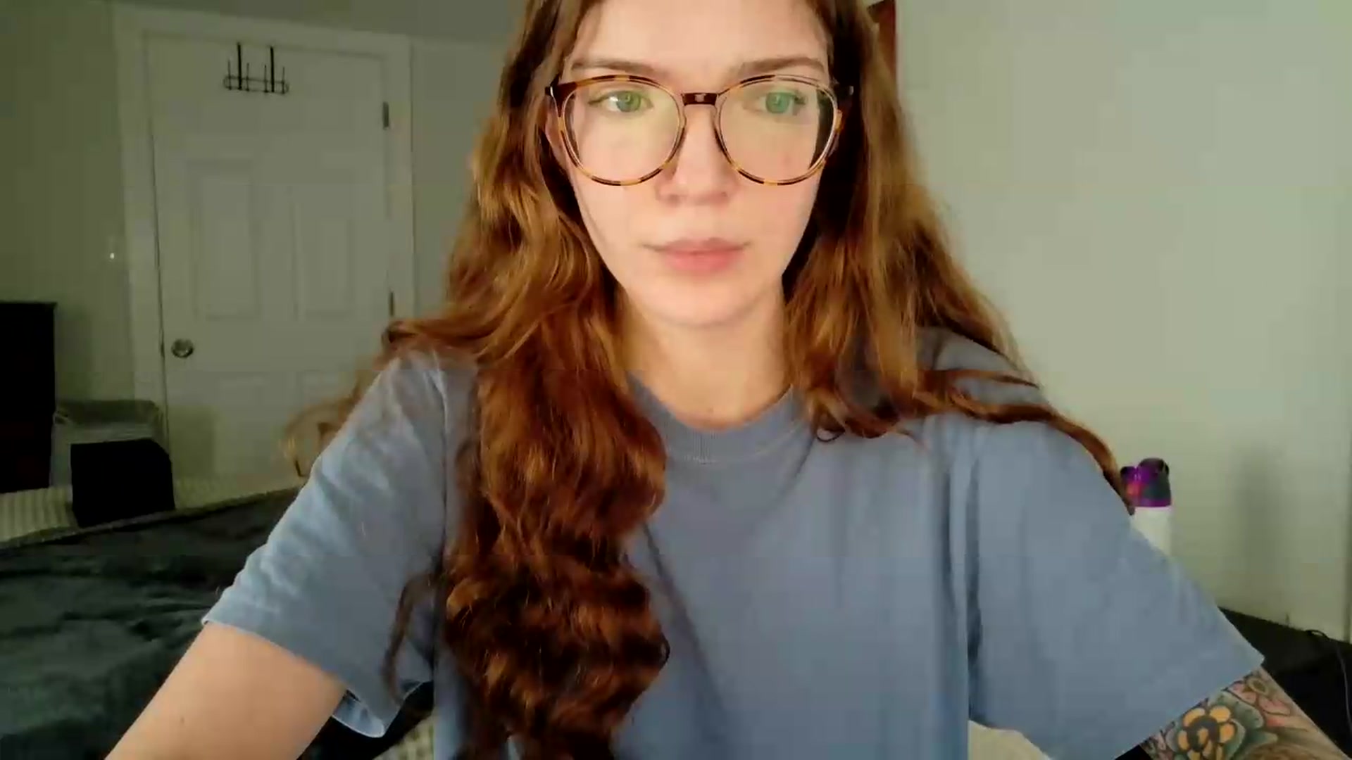 Gallery image thumbnail from jane_66's myfreecams stream on, 08/12/2026, 15:36 image 16 of 20