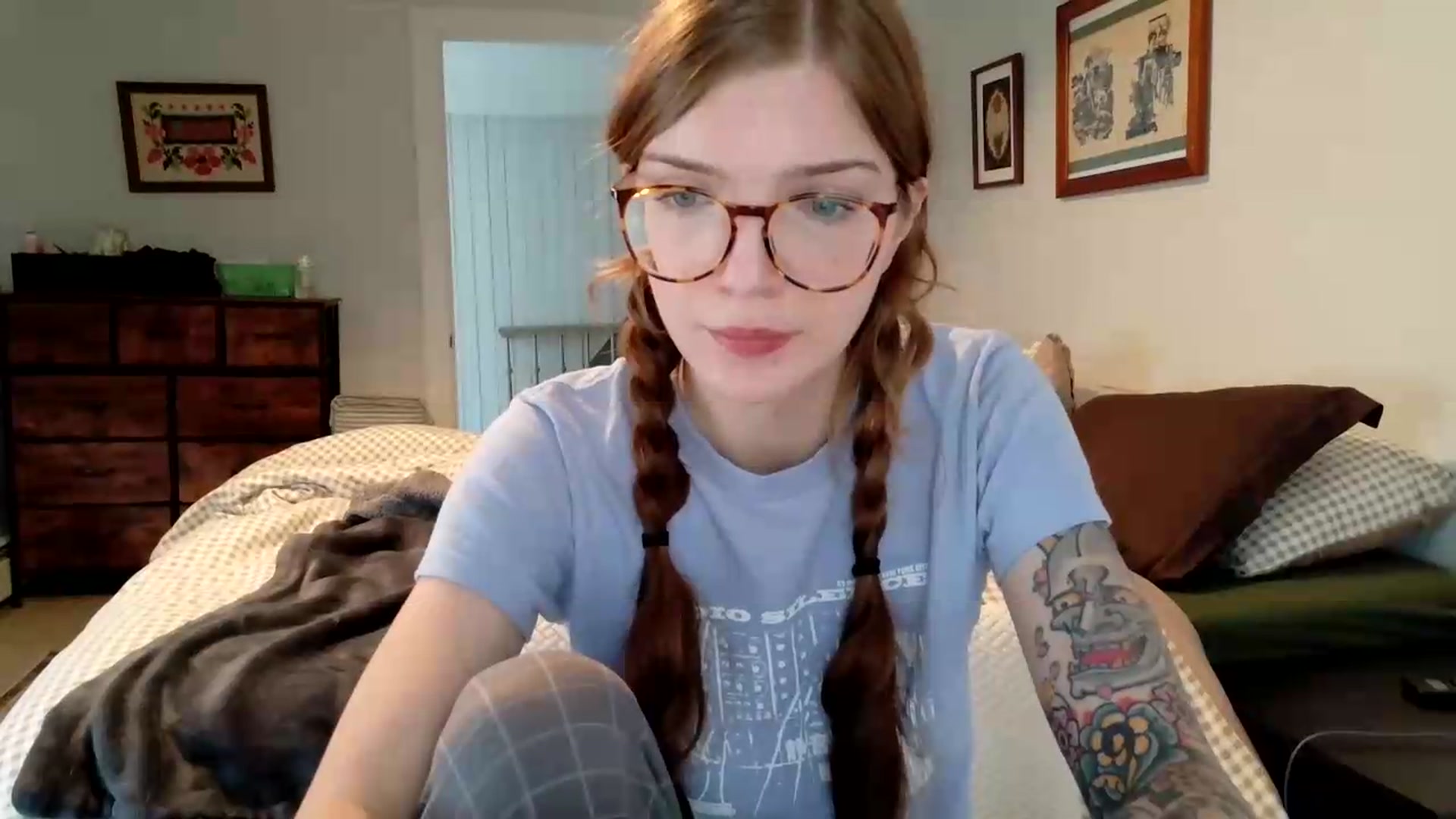 Gallery image thumbnail from jane_66's myfreecams stream on, 08/18/2026, 14:12 image 2 of 20