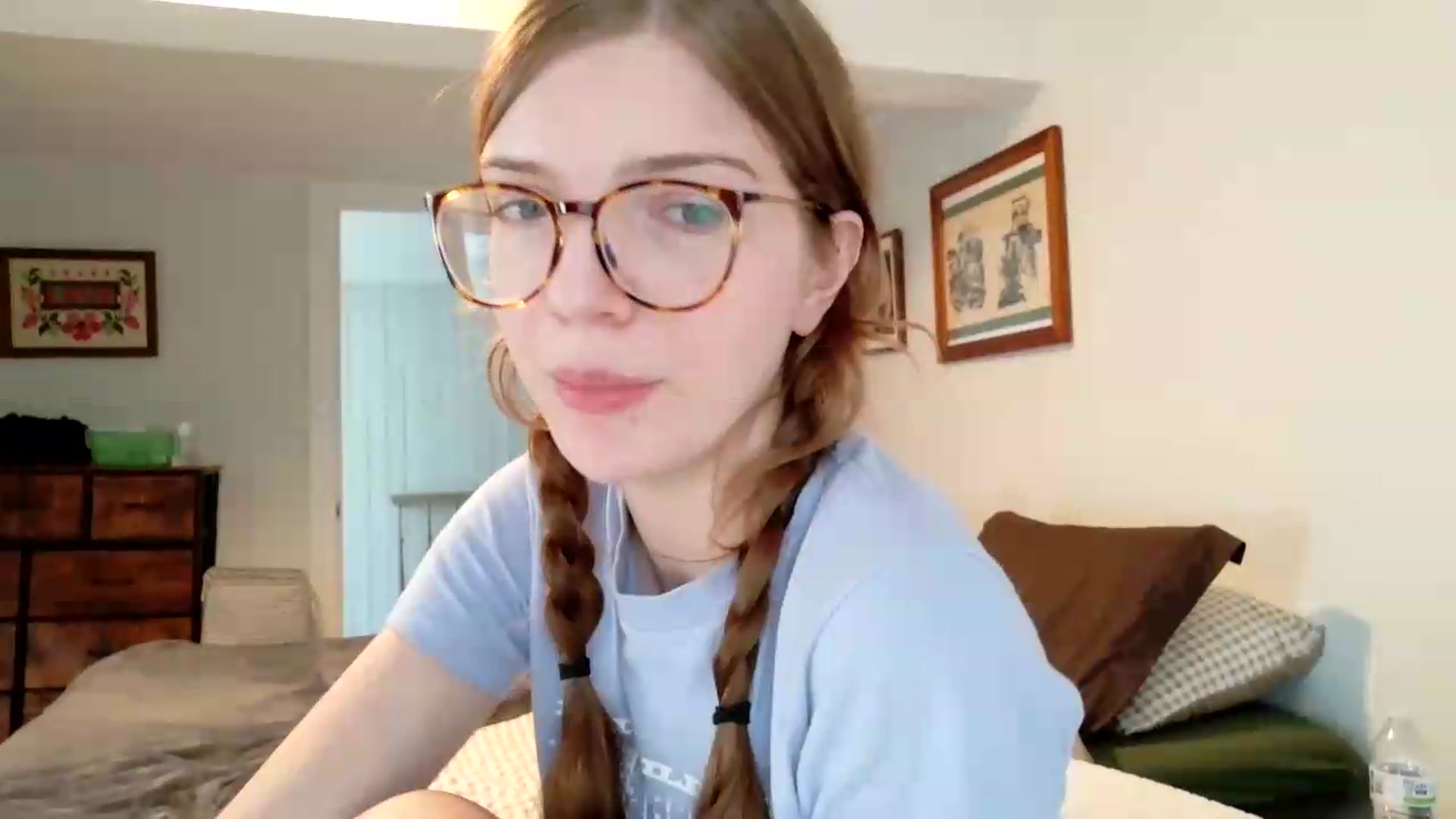 Gallery image thumbnail from jane_66's myfreecams stream on, 08/18/2026, 14:46 image 13 of 20