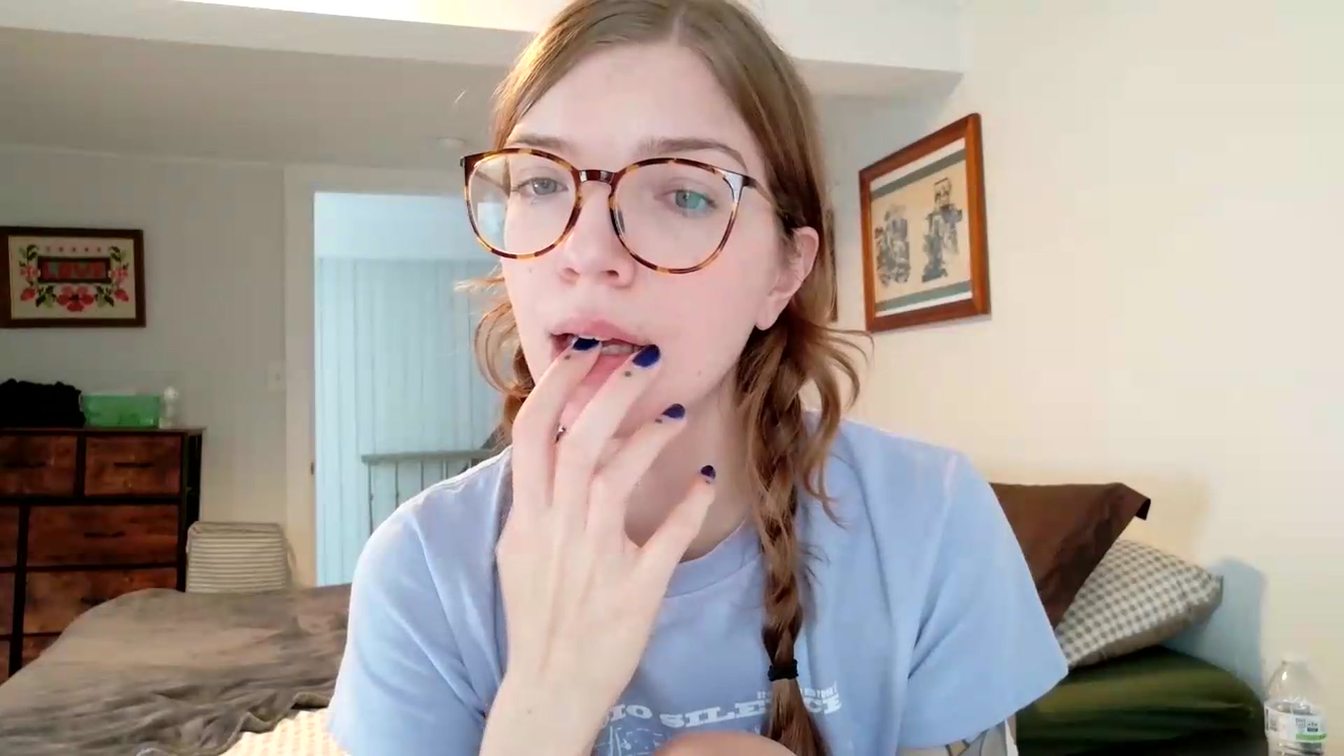 Gallery image thumbnail from jane_66's myfreecams stream on, 08/18/2026, 14:46 image 17 of 20