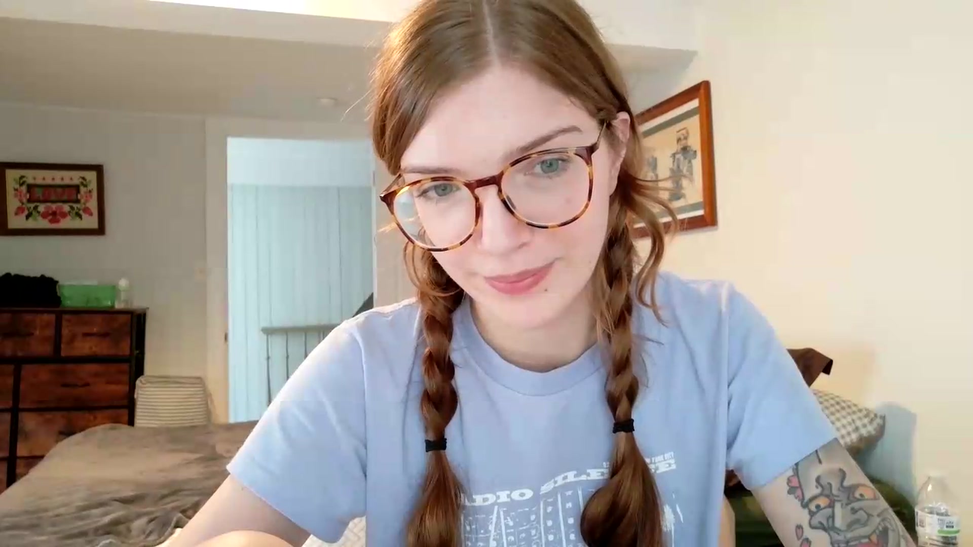 Gallery image thumbnail from jane_66's myfreecams stream on, 08/18/2026, 14:46 image 15 of 20
