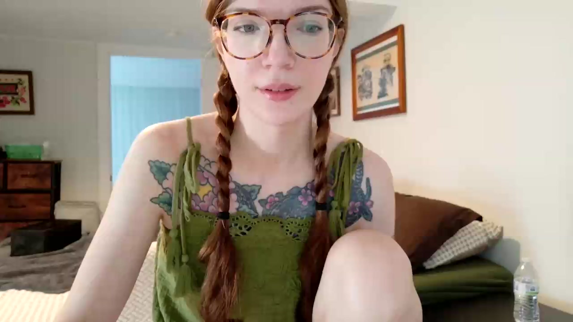 Gallery image thumbnail from jane_66's myfreecams stream on, 08/19/2026, 14:48 image 1 of 20