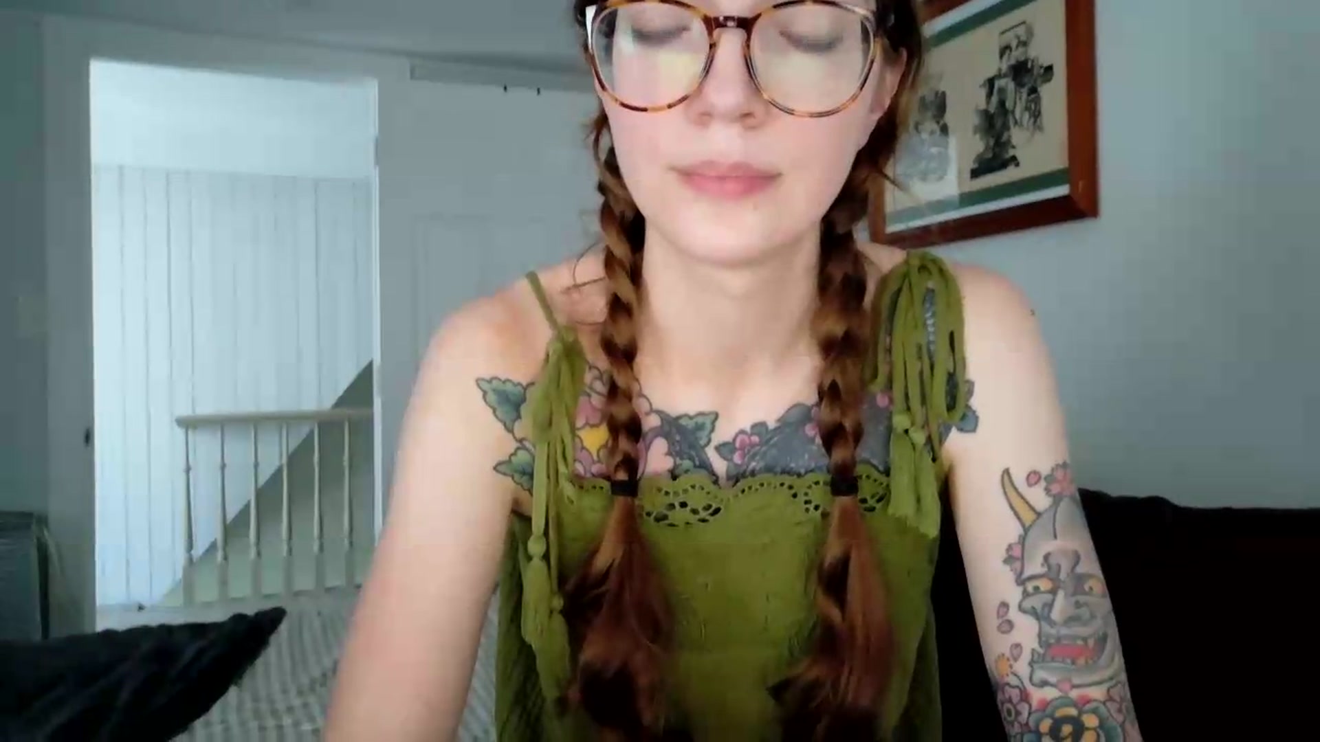Gallery image thumbnail from jane_66's myfreecams stream on, 08/19/2026, 16:11 image 14 of 20