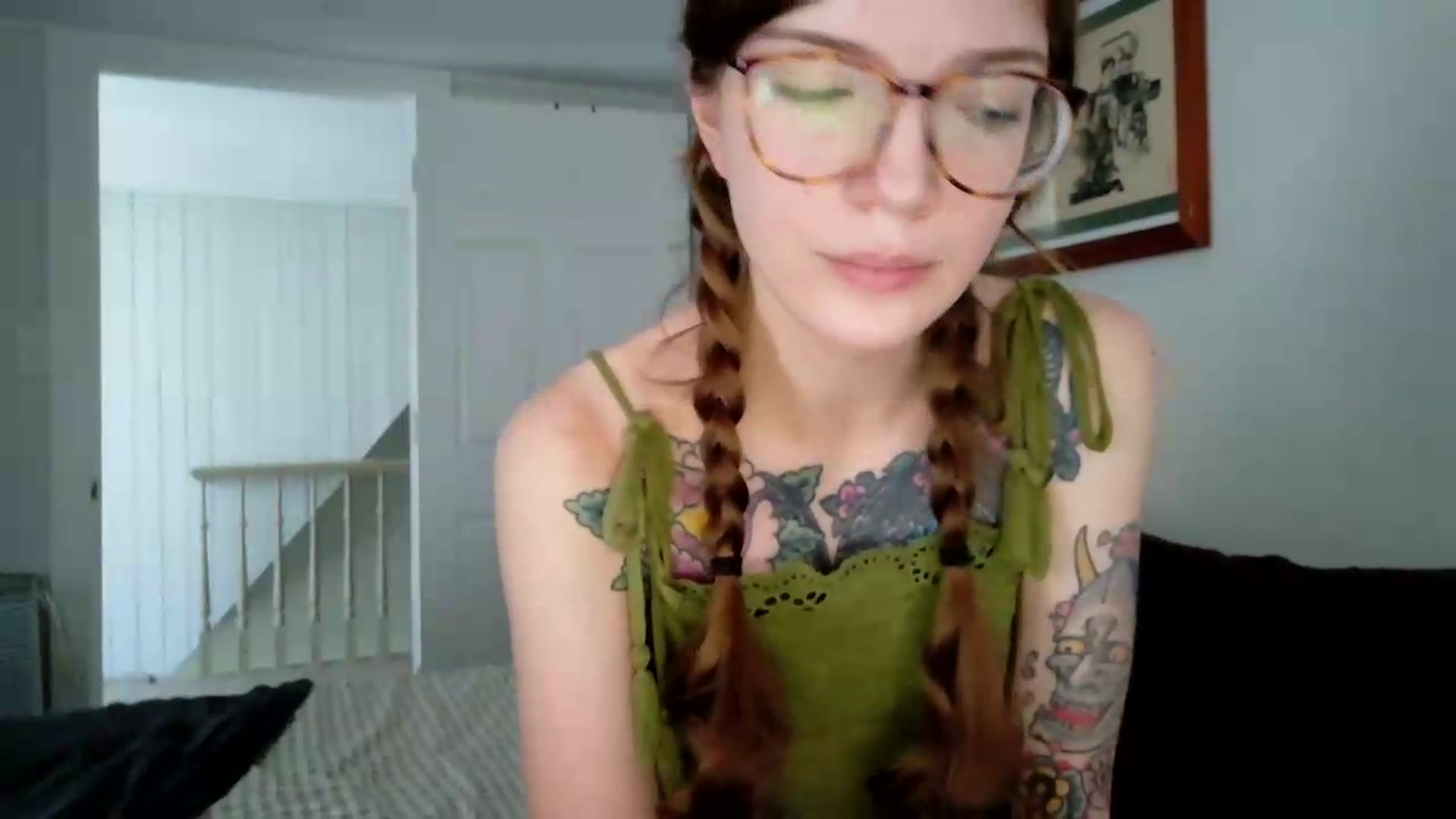 Gallery image thumbnail from jane_66's myfreecams stream on, 08/19/2026, 16:11 image 13 of 20