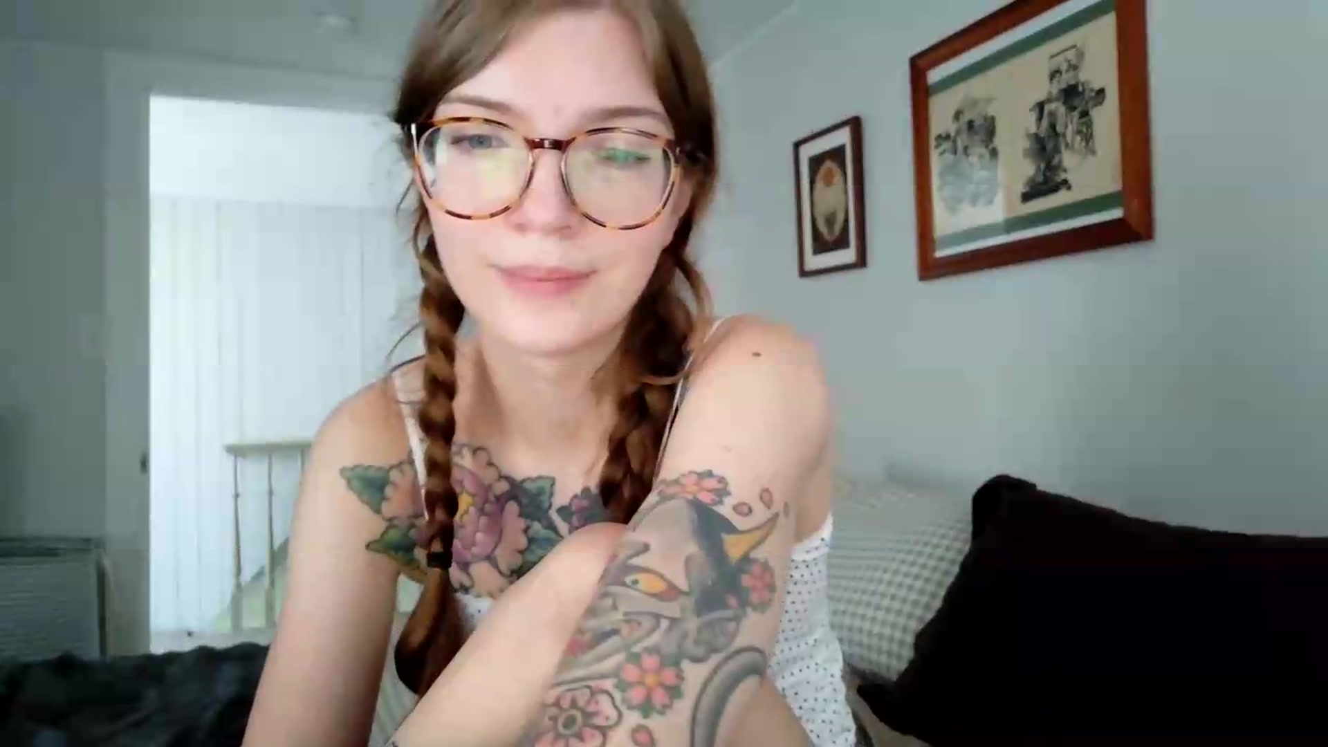 Gallery image thumbnail from jane_66's myfreecams stream on, 08/19/2026, 17:49 image 9 of 20