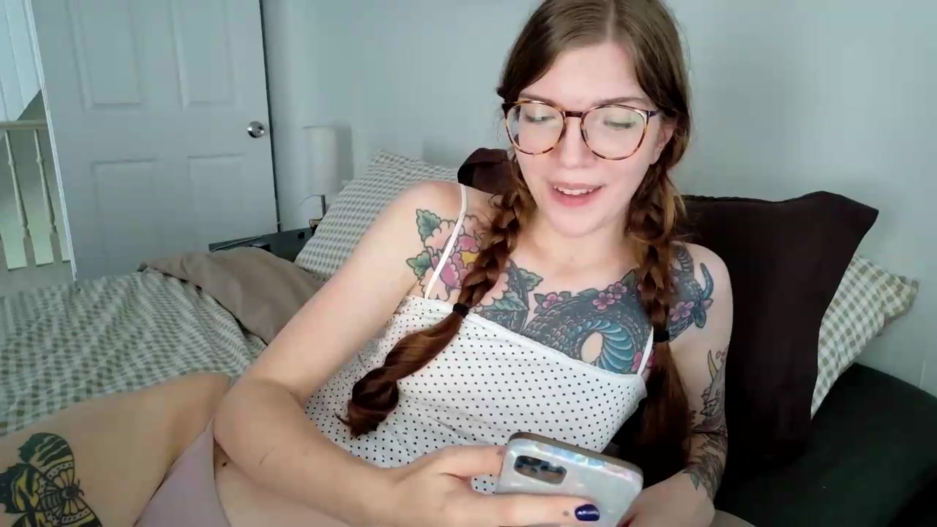 Gallery image thumbnail from jane_66's myfreecams stream on, 08/19/2026, 17:49 image 14 of 20