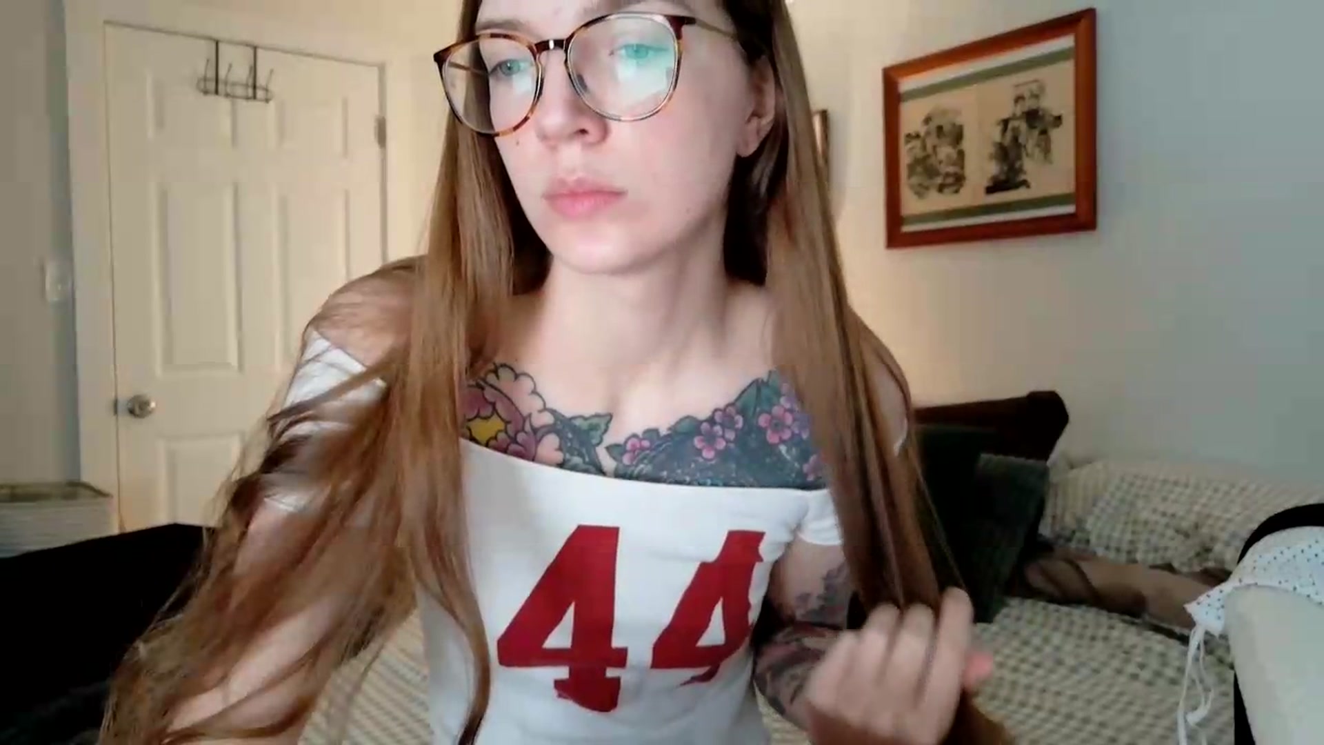 Gallery image thumbnail from jane_66's myfreecams stream on, 08/27/2026, 14:15 image 17 of 20