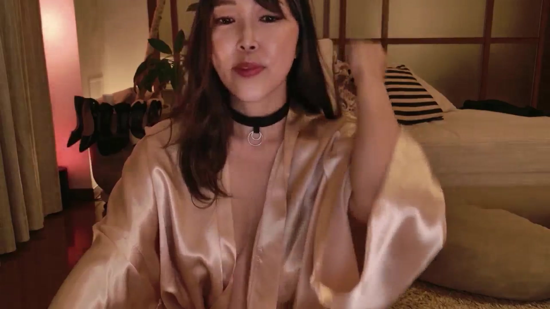 Gallery image thumbnail from japanesequeen's myfreecams stream on, 03/28/2026, 15:23 image 11 of 20