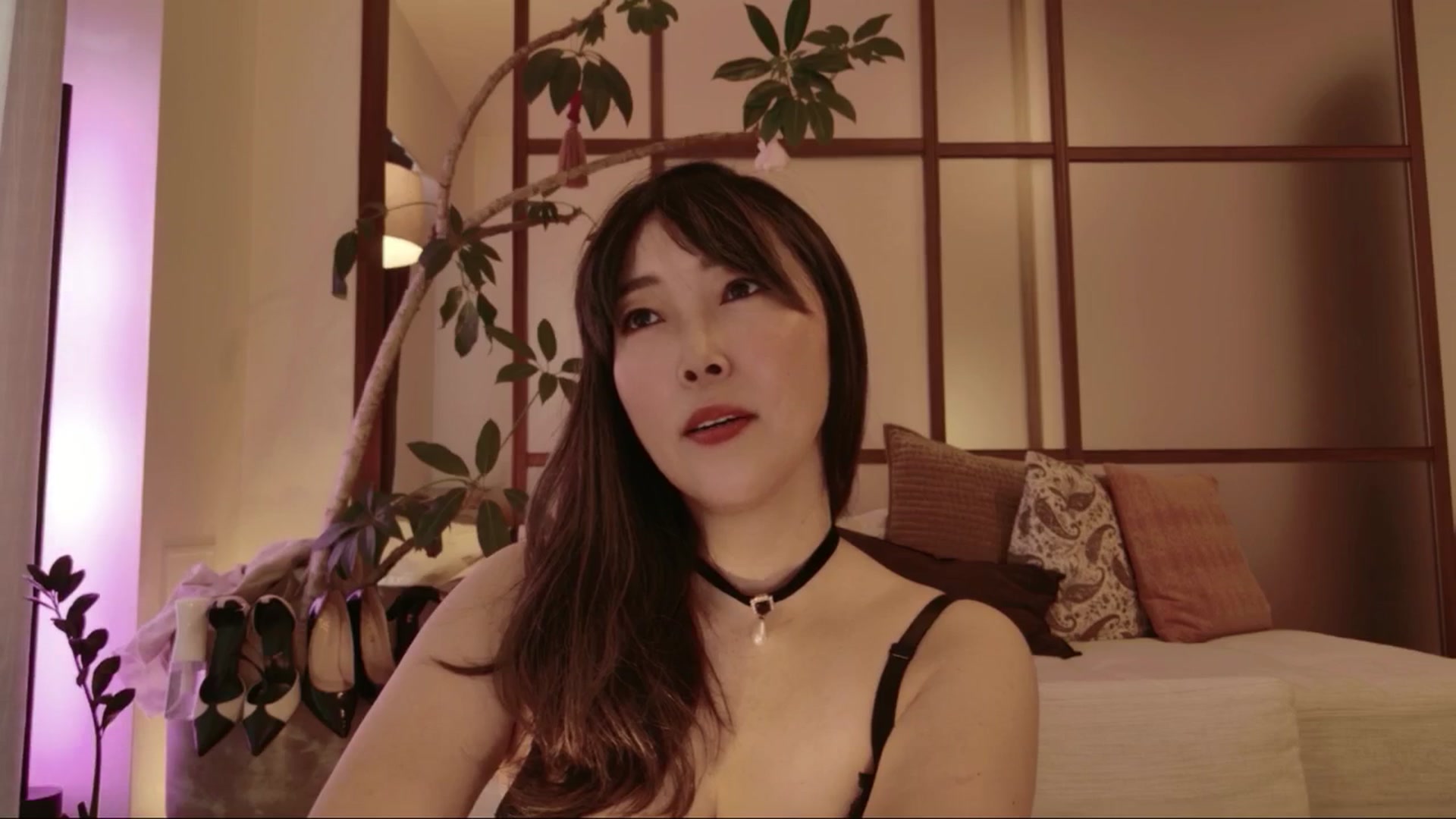 Gallery image thumbnail from japanesequeen's myfreecams stream on, 04/22/2026, 05:36 image 3 of 20