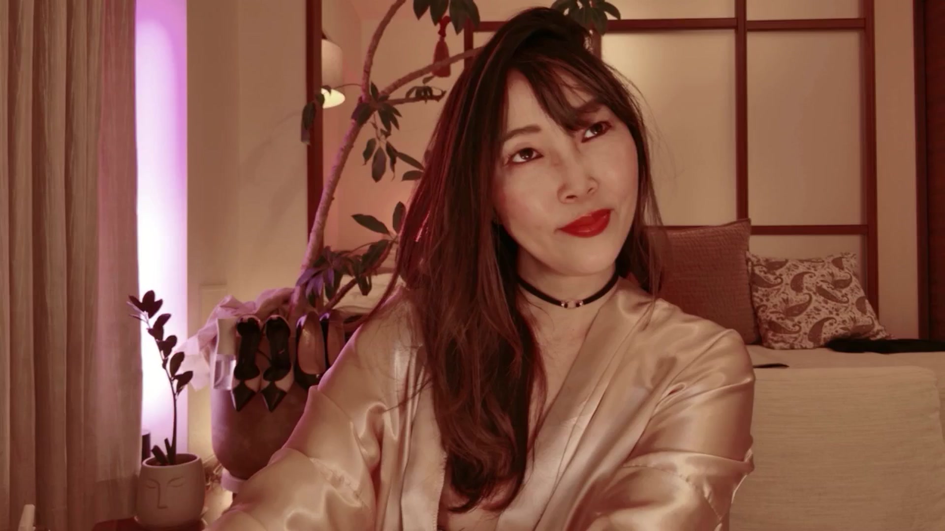Gallery image thumbnail from japanesequeen's myfreecams stream on, 04/25/2026, 12:00 image 14 of 20