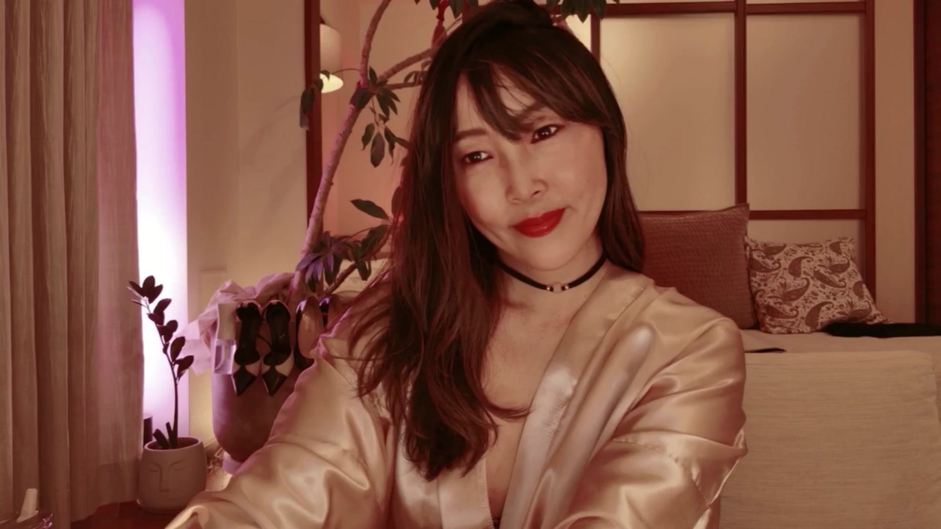 Gallery image thumbnail from japanesequeen's myfreecams stream on, 04/25/2026, 12:00 image 19 of 20