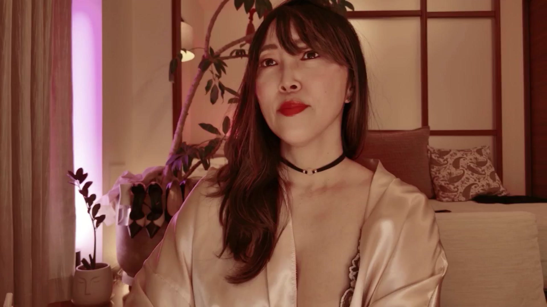 Gallery image thumbnail from japanesequeen's myfreecams stream on, 04/25/2026, 12:00 image 10 of 20