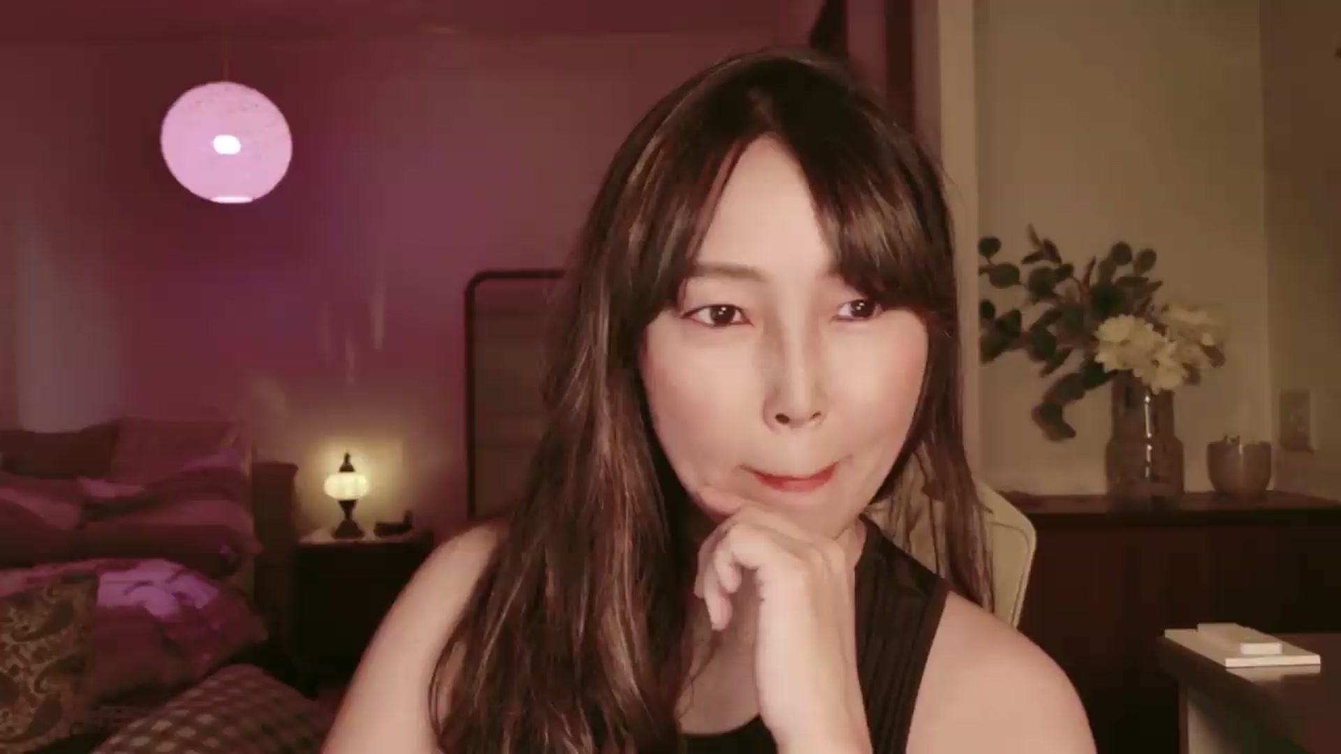 Gallery image thumbnail from japanesequeen's myfreecams stream on, 05/30/2026, 10:27 image 4 of 20