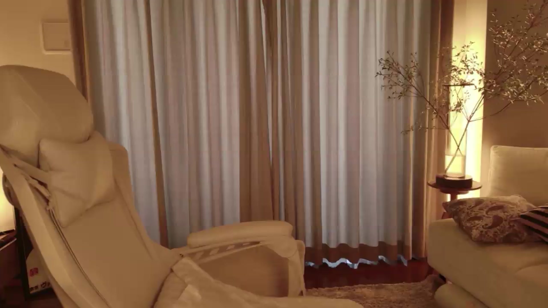 Gallery image thumbnail from japanesequeen's myfreecams stream on, 06/10/2026, 09:42 image 8 of 20