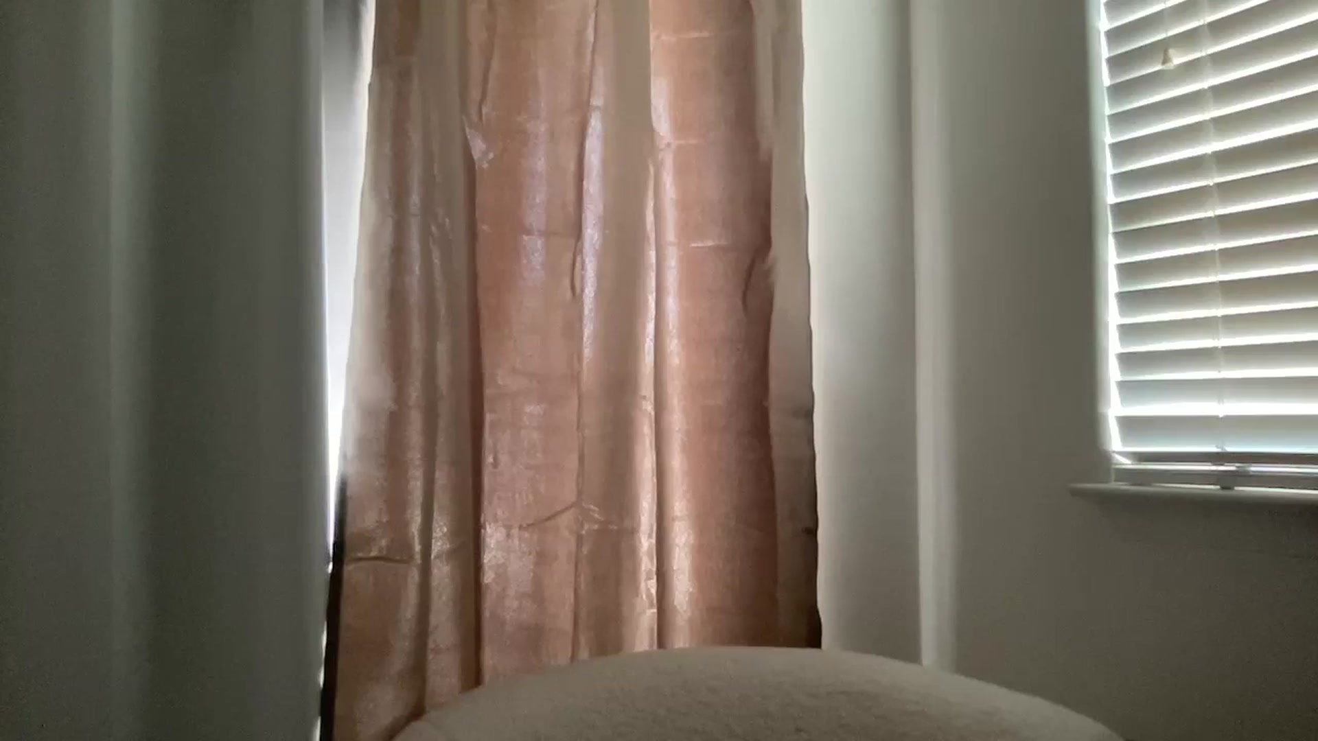 Gallery image thumbnail from jassmine100's myfreecams stream on, 08/03/2023, 17:29 image 11 of 20