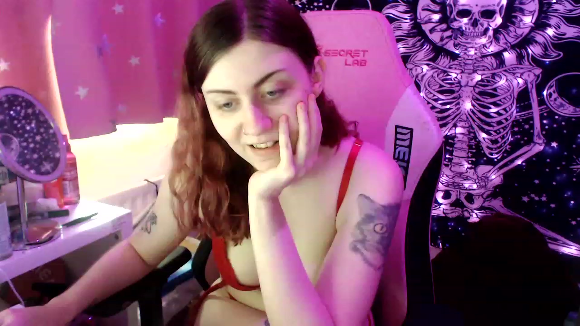 Gallery image thumbnail from jessica_moonx's myfreecams stream on, 01/29/2023, 09:17 image 7 of 20