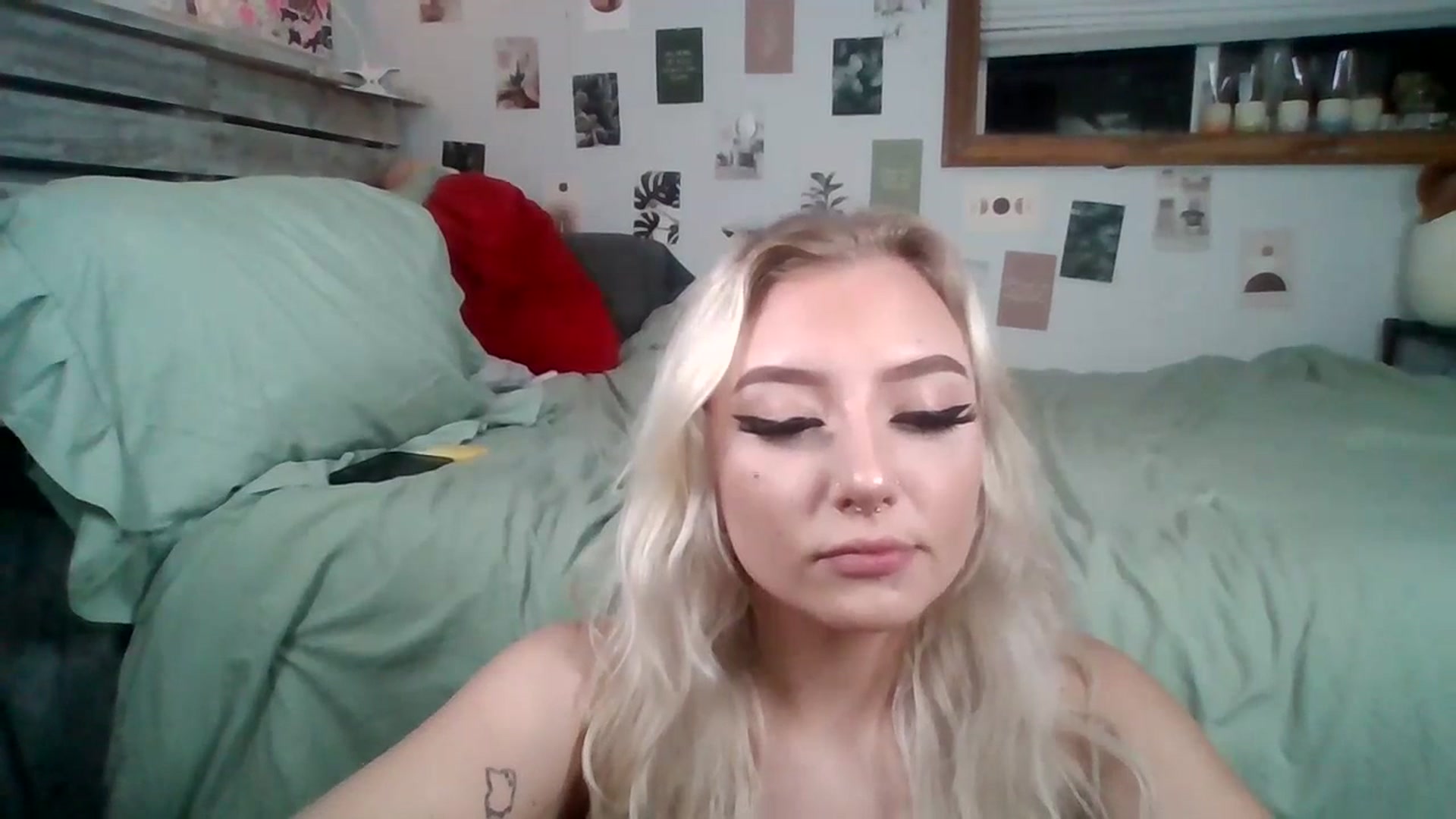 Gallery image thumbnail from jinxbaybe's myfreecams stream on, 07/21/2023, 10:05 image 3 of 20