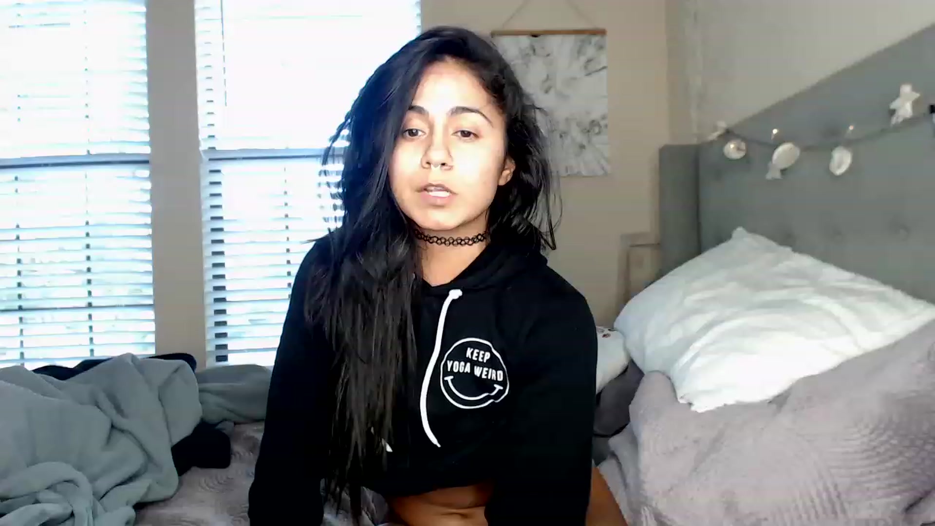 Gallery image thumbnail from jizzgooglez's myfreecams stream on, 05/13/2023, 23:30 image 1 of 20