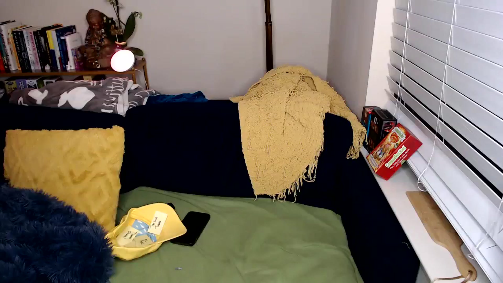Gallery image thumbnail from jizzgooglez's myfreecams stream on, 03/30/2024, 01:16 image 19 of 20