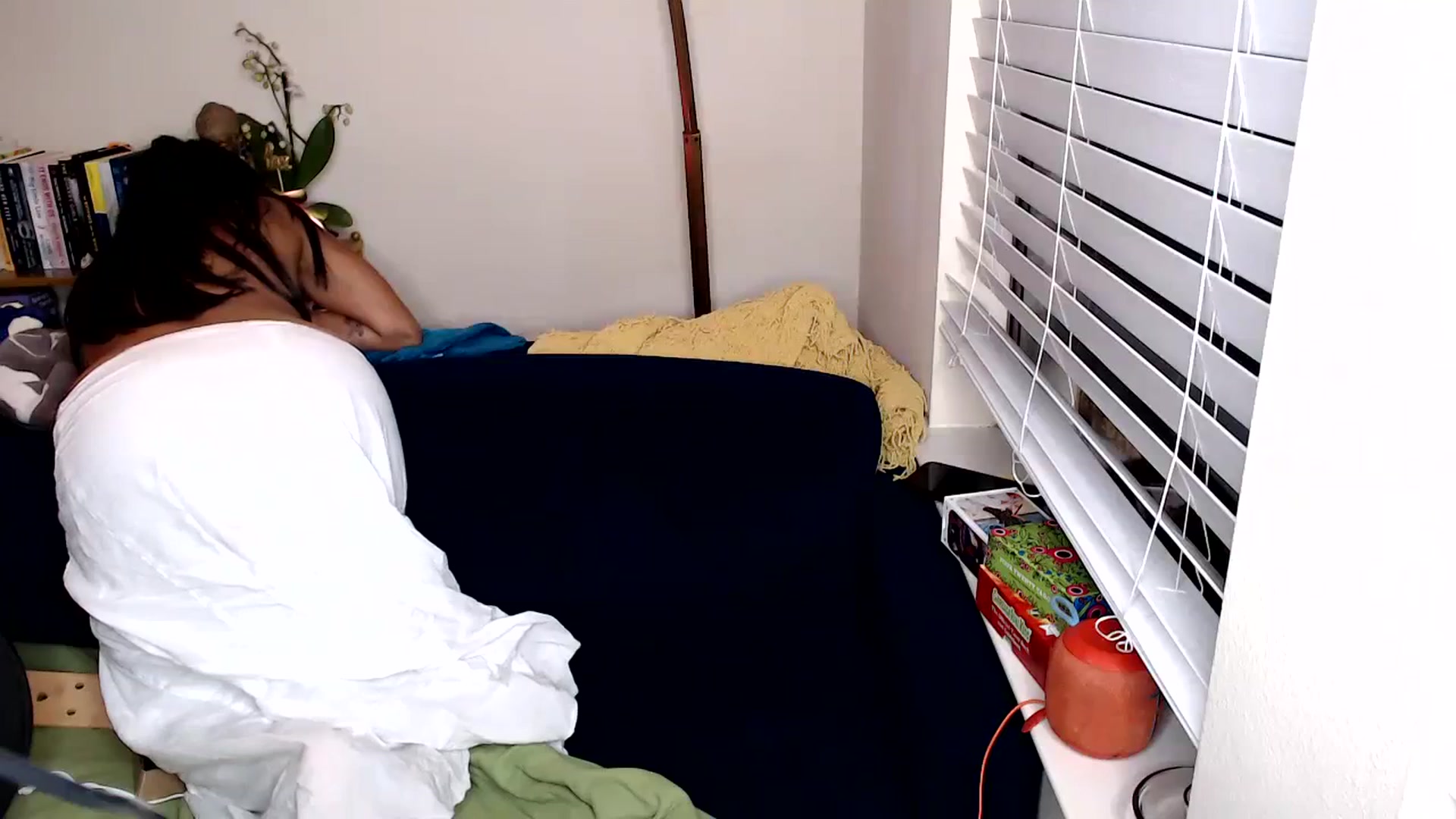 Gallery image thumbnail from jizzgooglez's myfreecams stream on, 04/01/2024, 04:09 image 17 of 20
