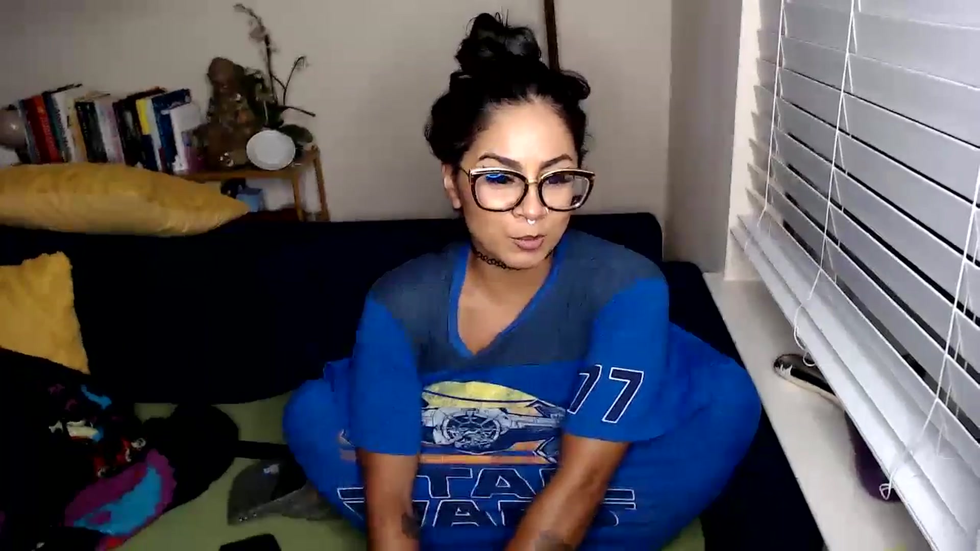 Gallery image thumbnail from jizzgooglez's myfreecams stream on, 04/20/2024, 04:44 image 9 of 20