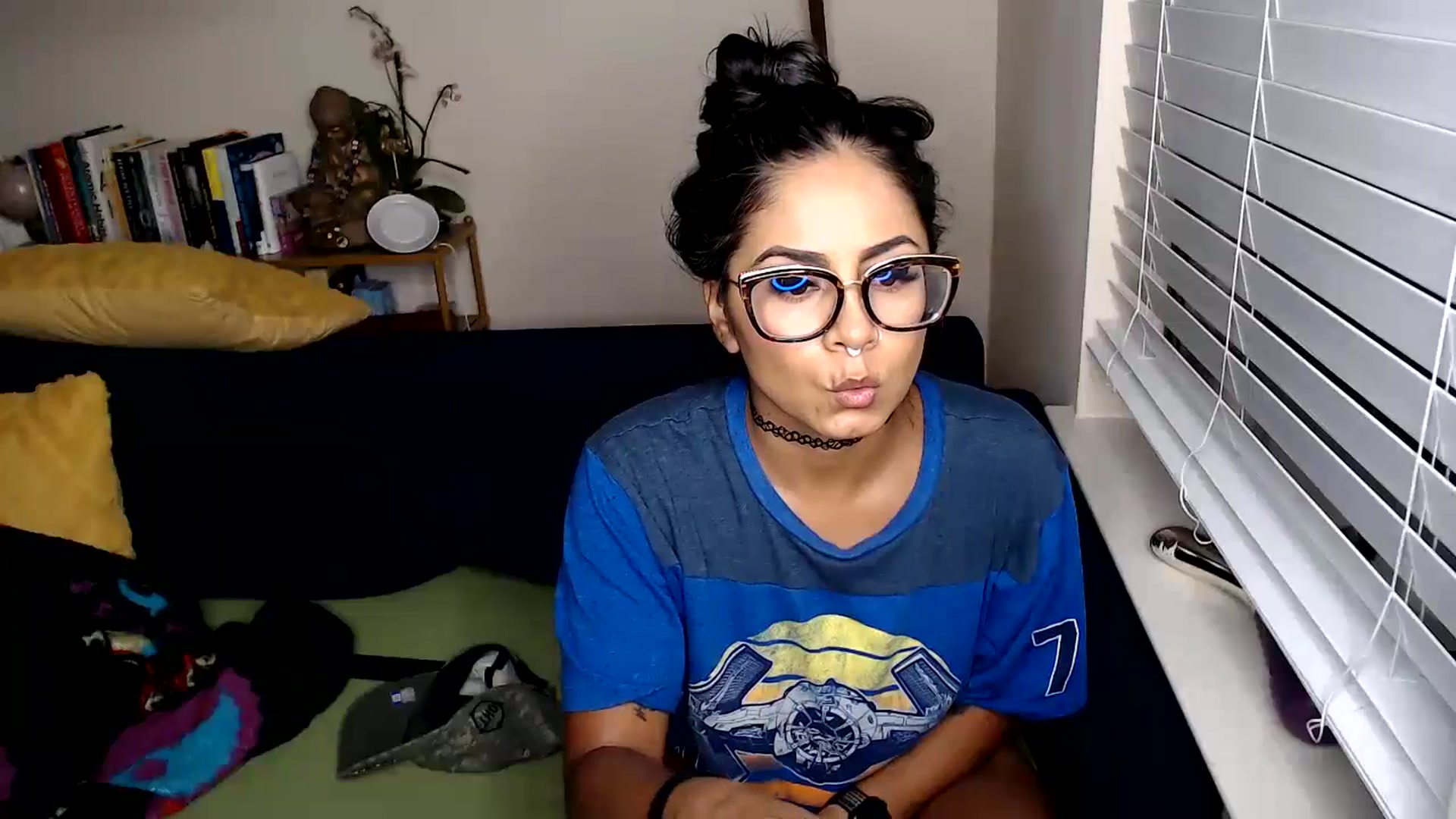 Gallery image thumbnail from jizzgooglez's myfreecams stream on, 04/20/2024, 04:44 image 11 of 20