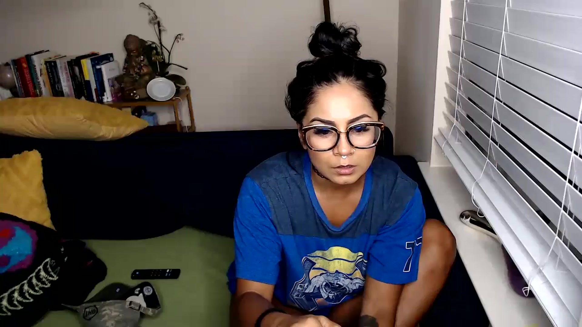 Gallery image thumbnail from jizzgooglez's myfreecams stream on, 04/20/2024, 04:44 image 4 of 20