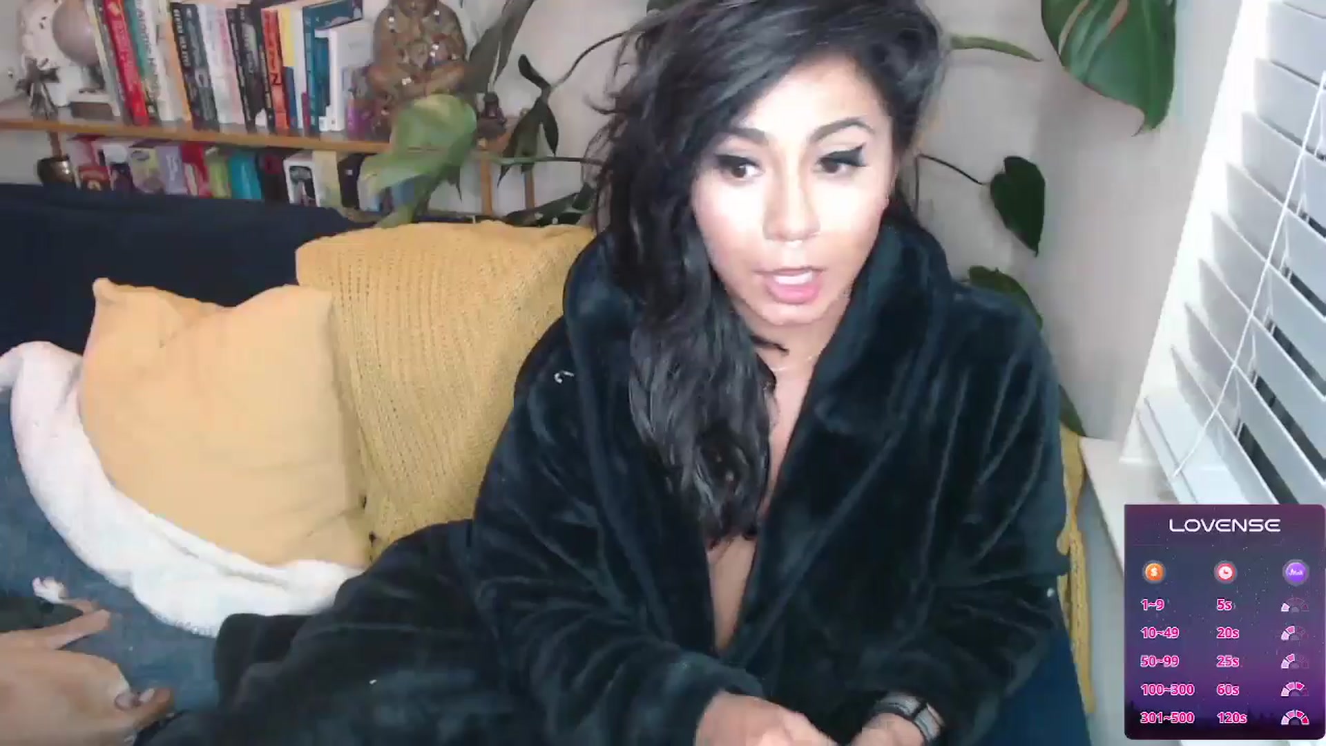 Gallery image thumbnail from jizzgooglez's myfreecams stream on, 11/06/2024, 01:26 image 14 of 20